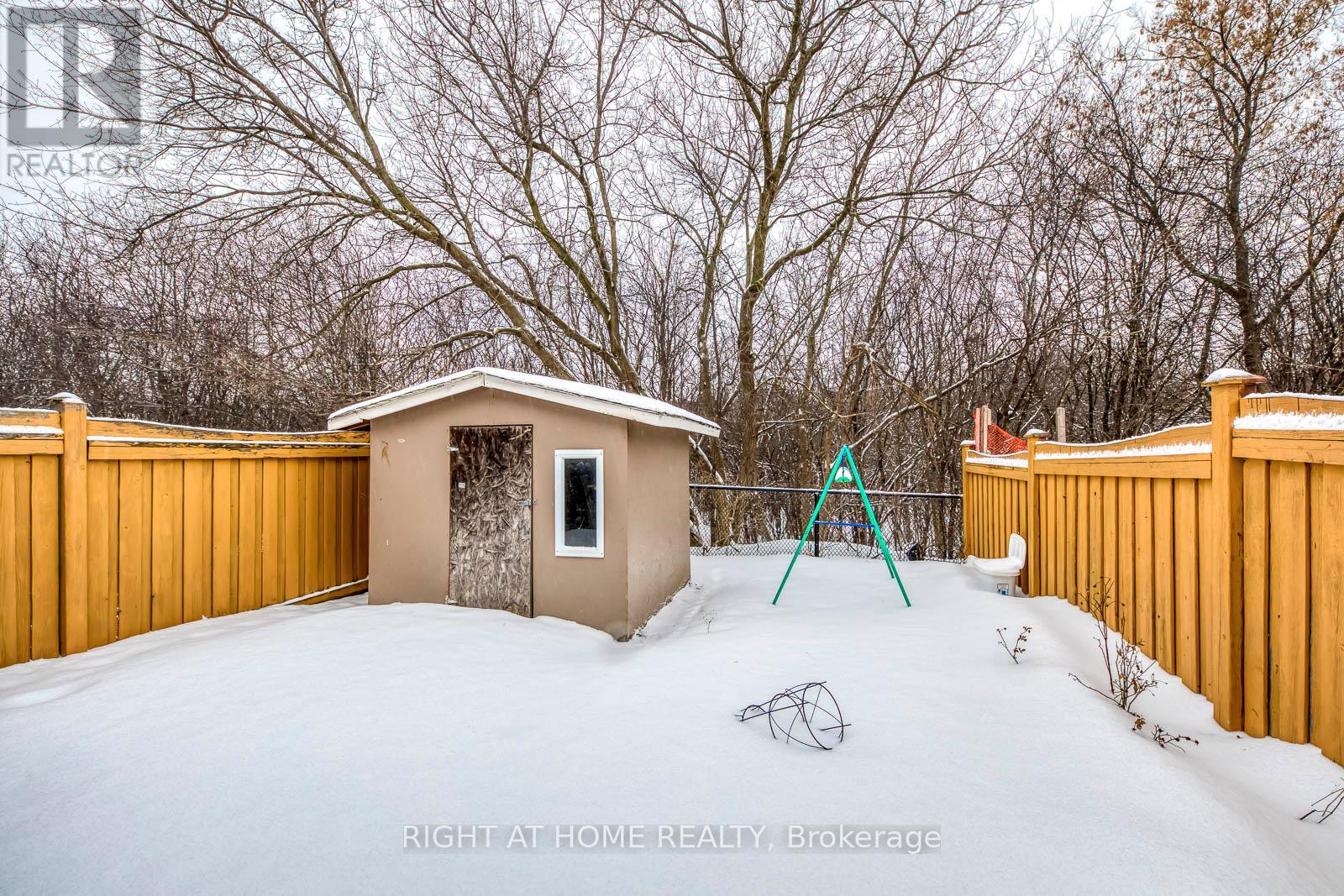 15 Eagle Trace Drive, Brampton, Ontario  L6R 0M3 - Photo 47 - W12804038