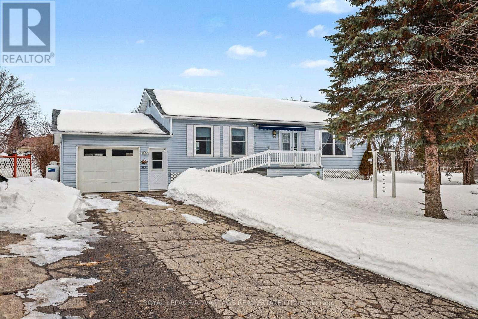 4 OTTERDALE CRESCENT E, Rideau Lakes, Ontario