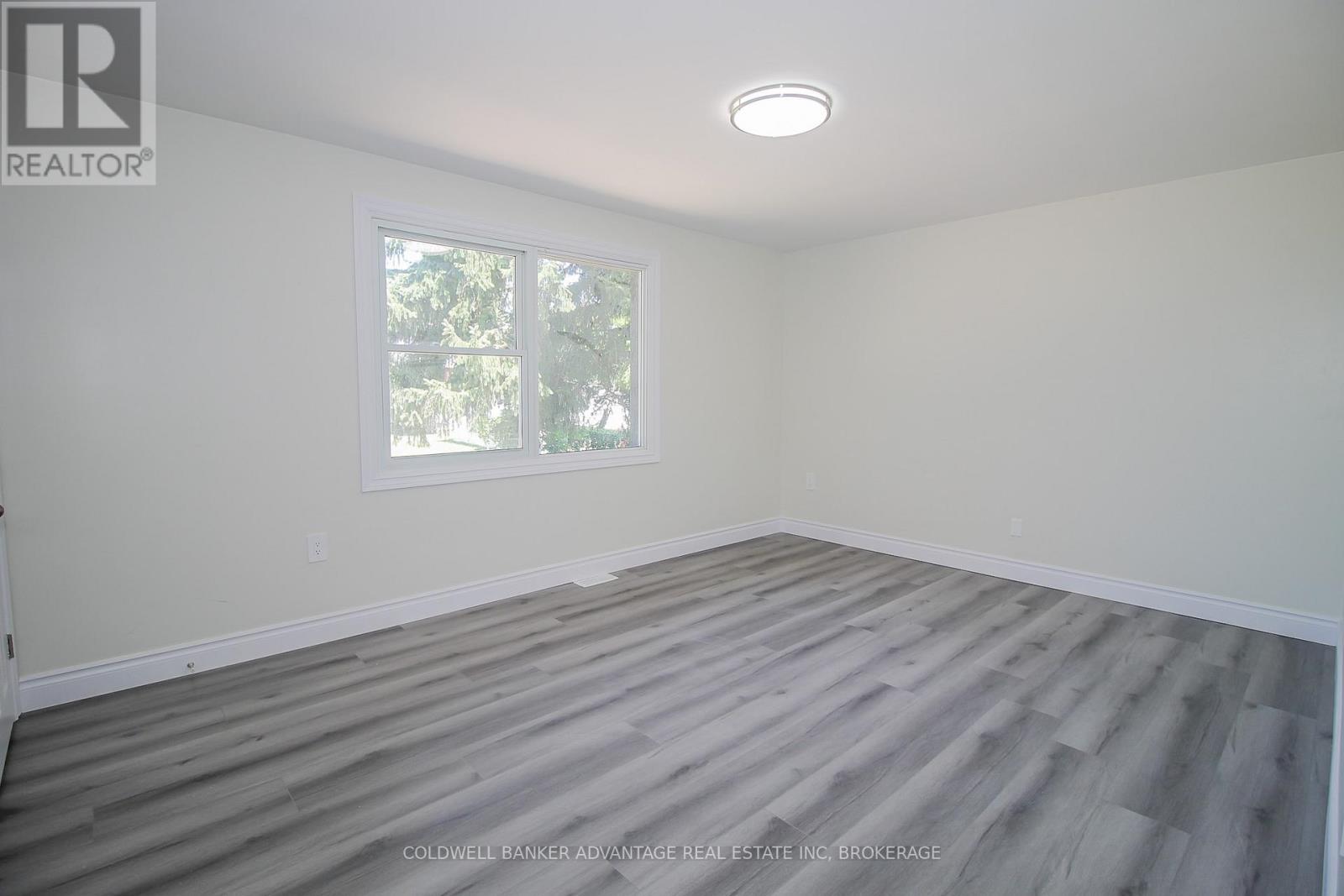 378 Thorold Road, Welland, Ontario  L3C 3W6 - Photo 15 - X12804142