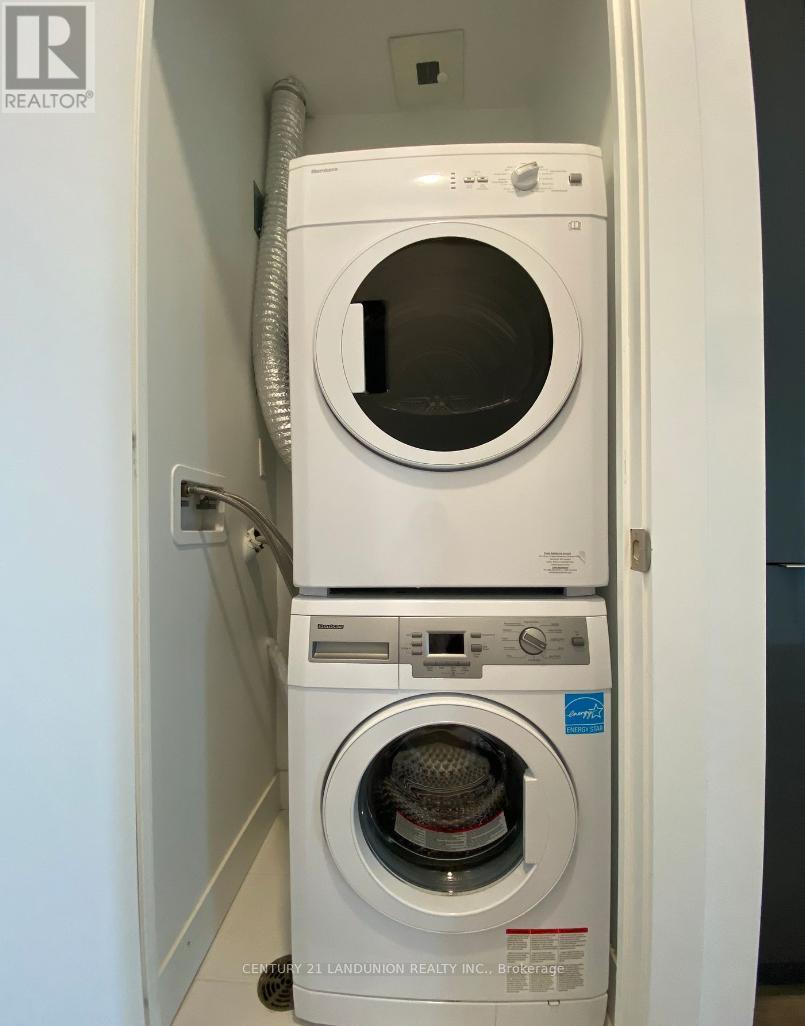 3913 - 7 Grenville Street, Toronto, Ontario  M4Y 1A1 - Photo 7 - C12804068