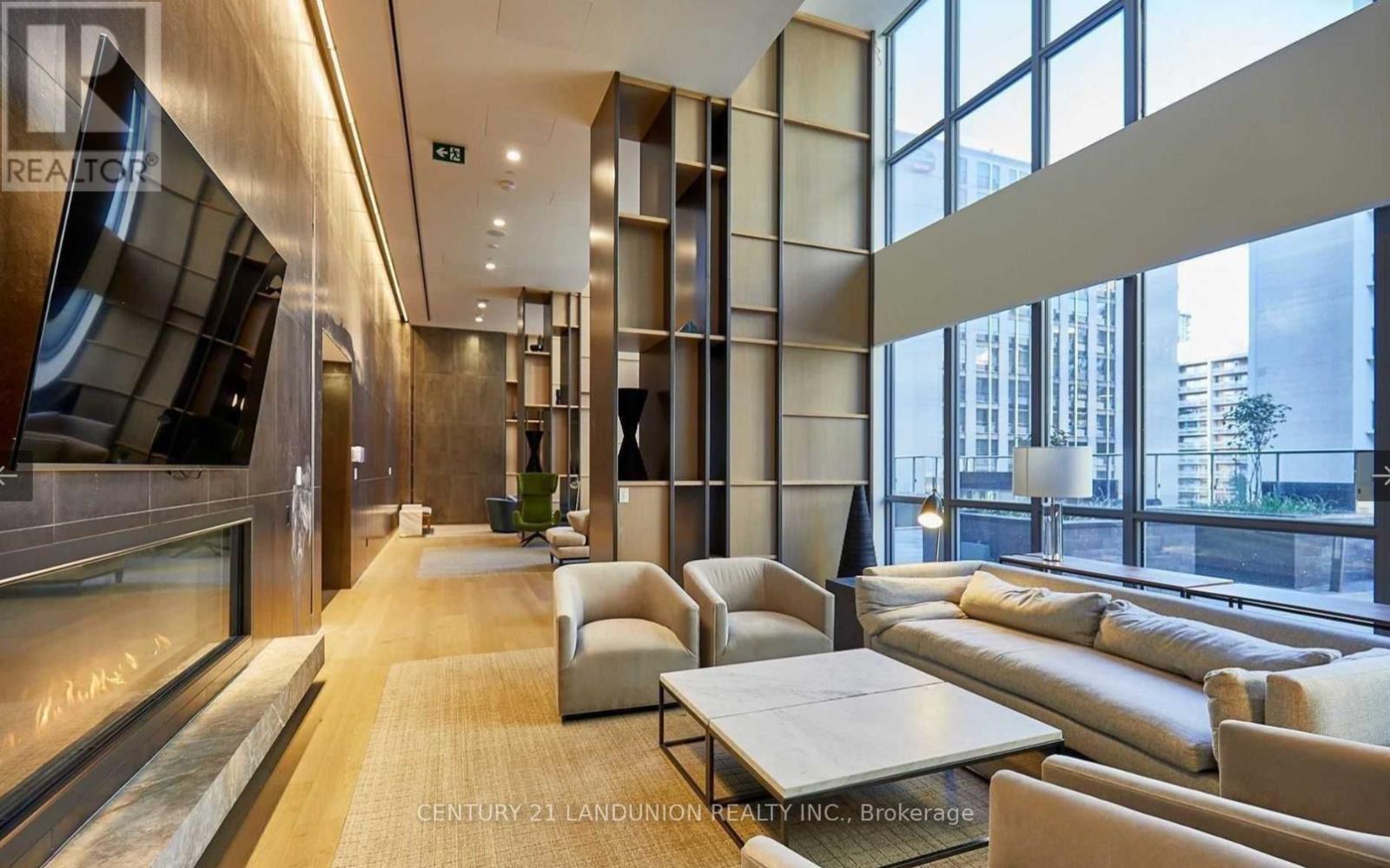 3913 - 7 Grenville Street, Toronto, Ontario  M4Y 1A1 - Photo 9 - C12804068