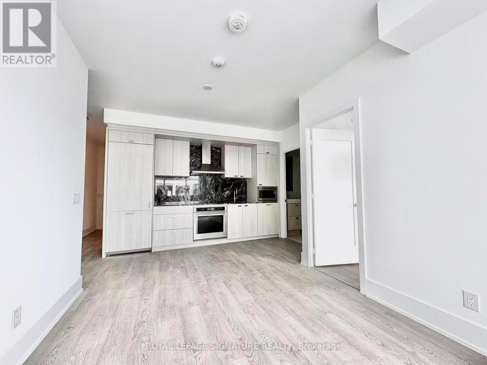 818 - 115 Denison Avenue, Toronto, Ontario  M5T 2N1 - Photo 4 - C12804094