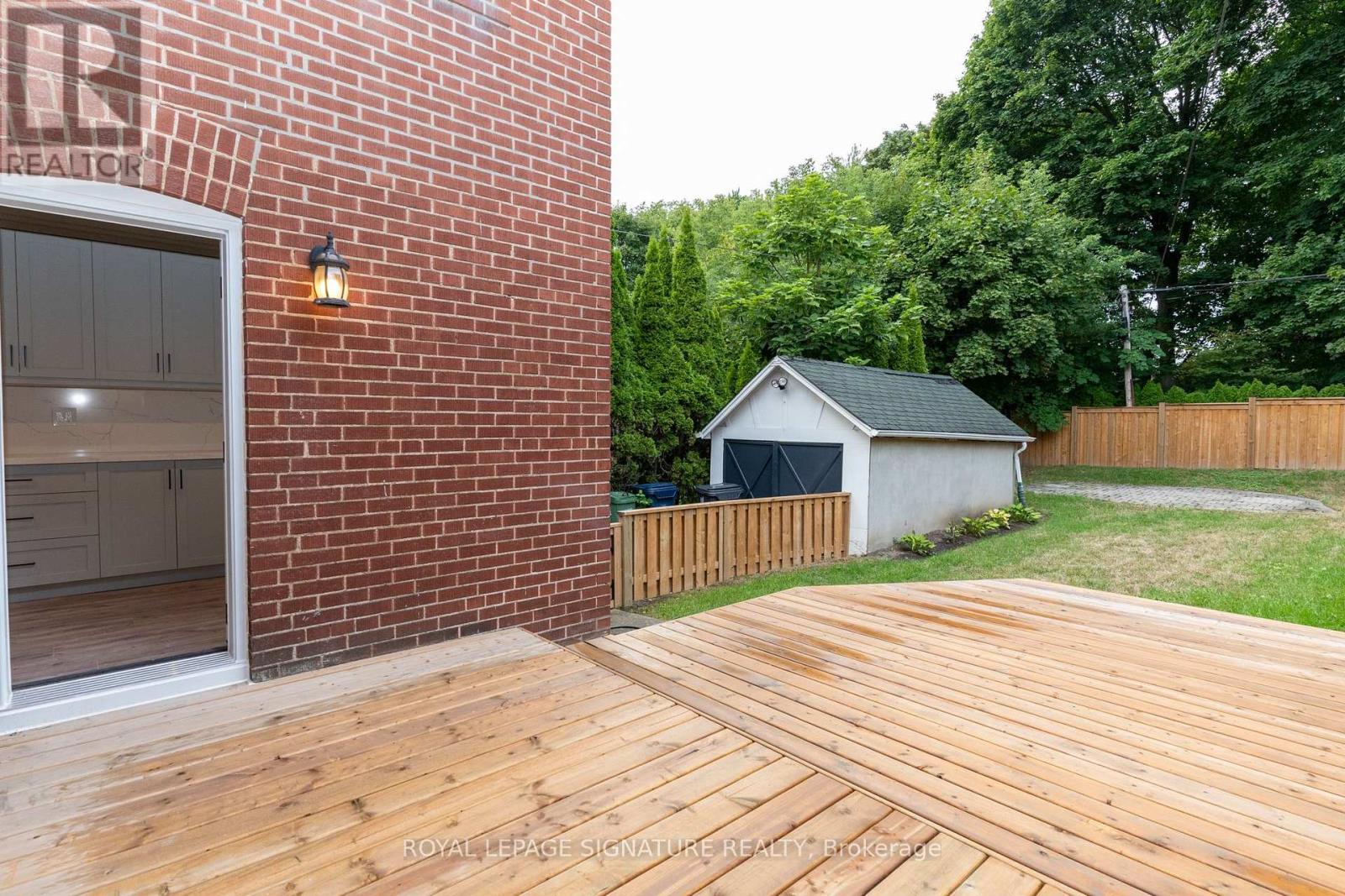 184 Lawrence Avenue E, Toronto, Ontario  M4N 1T1 - Photo 27 - C12804098