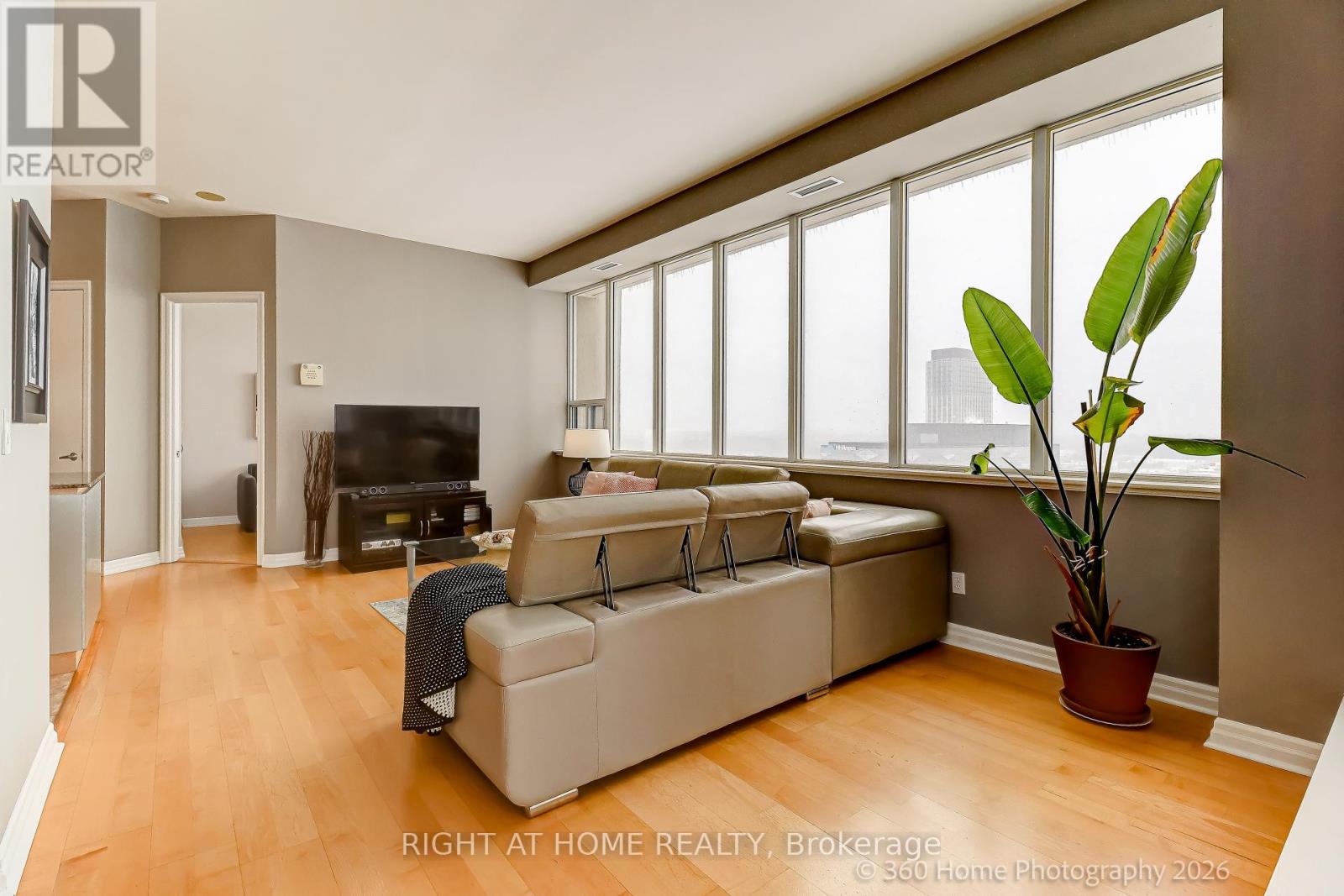 1408 - 797 Don Mills Road, Toronto, Ontario  M3C 1V1 - Photo 12 - C12804114