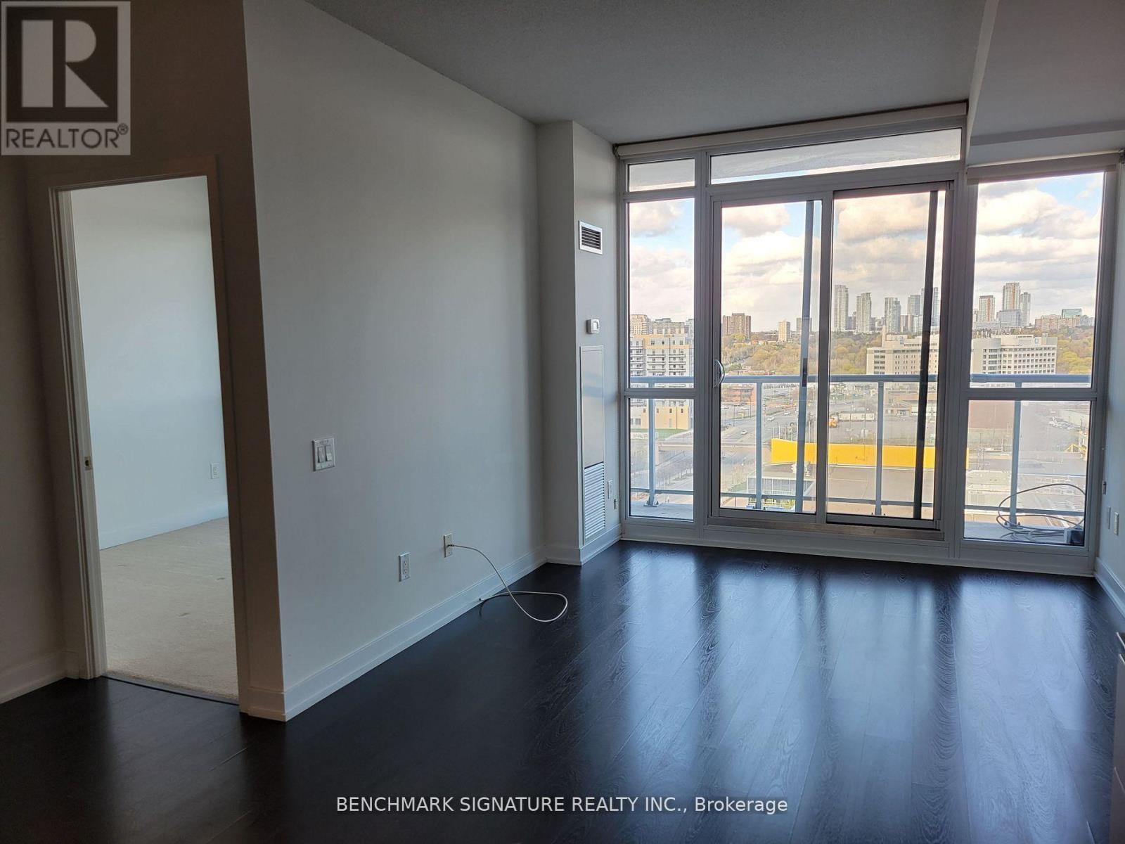 1103 - 121 Mcmahon Drive, Toronto, Ontario  M2K 0C1 - Photo 3 - C12804134