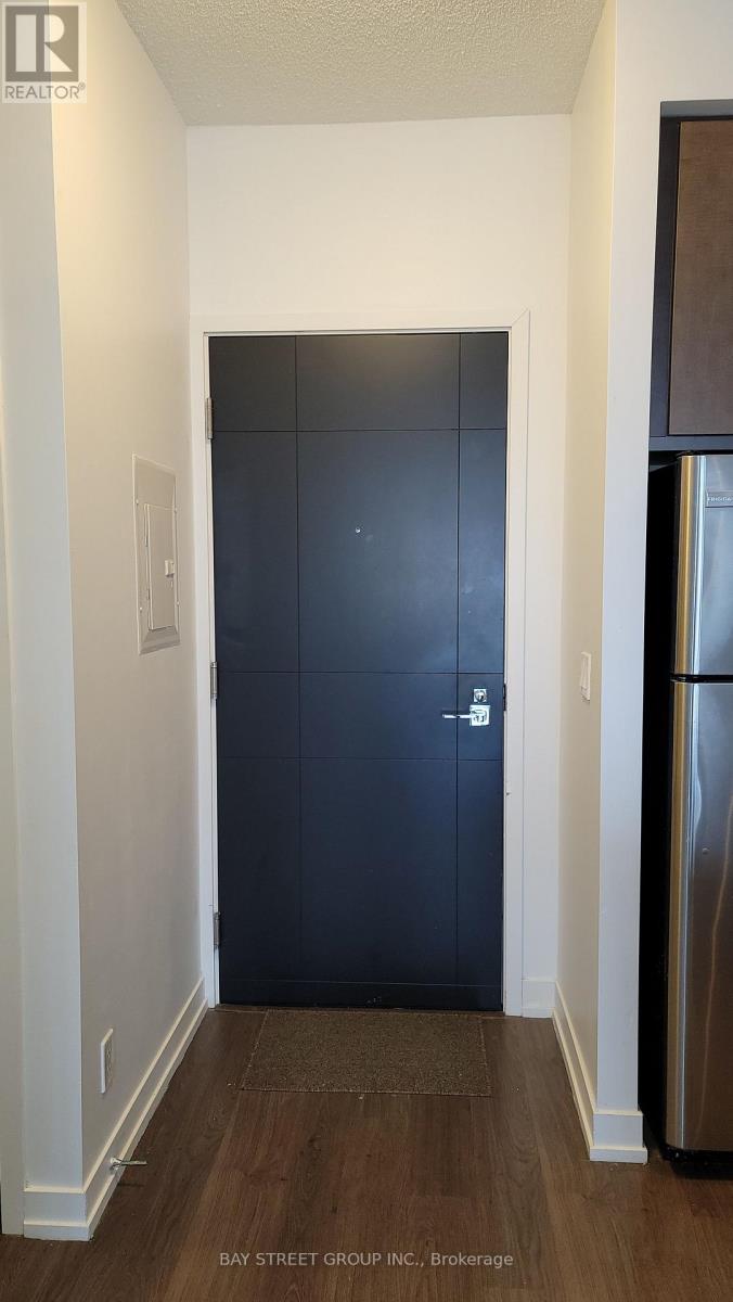 1713 - 98 Lillian Street, Toronto, Ontario  M4S 0A5 - Photo 2 - C12804170