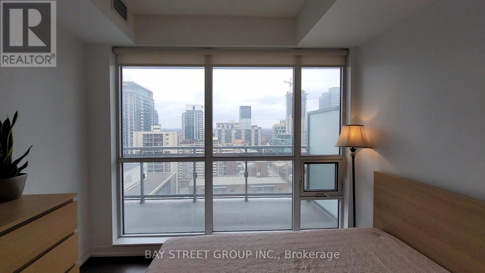 1713 - 98 Lillian Street, Toronto, Ontario  M4S 0A5 - Photo 7 - C12804170