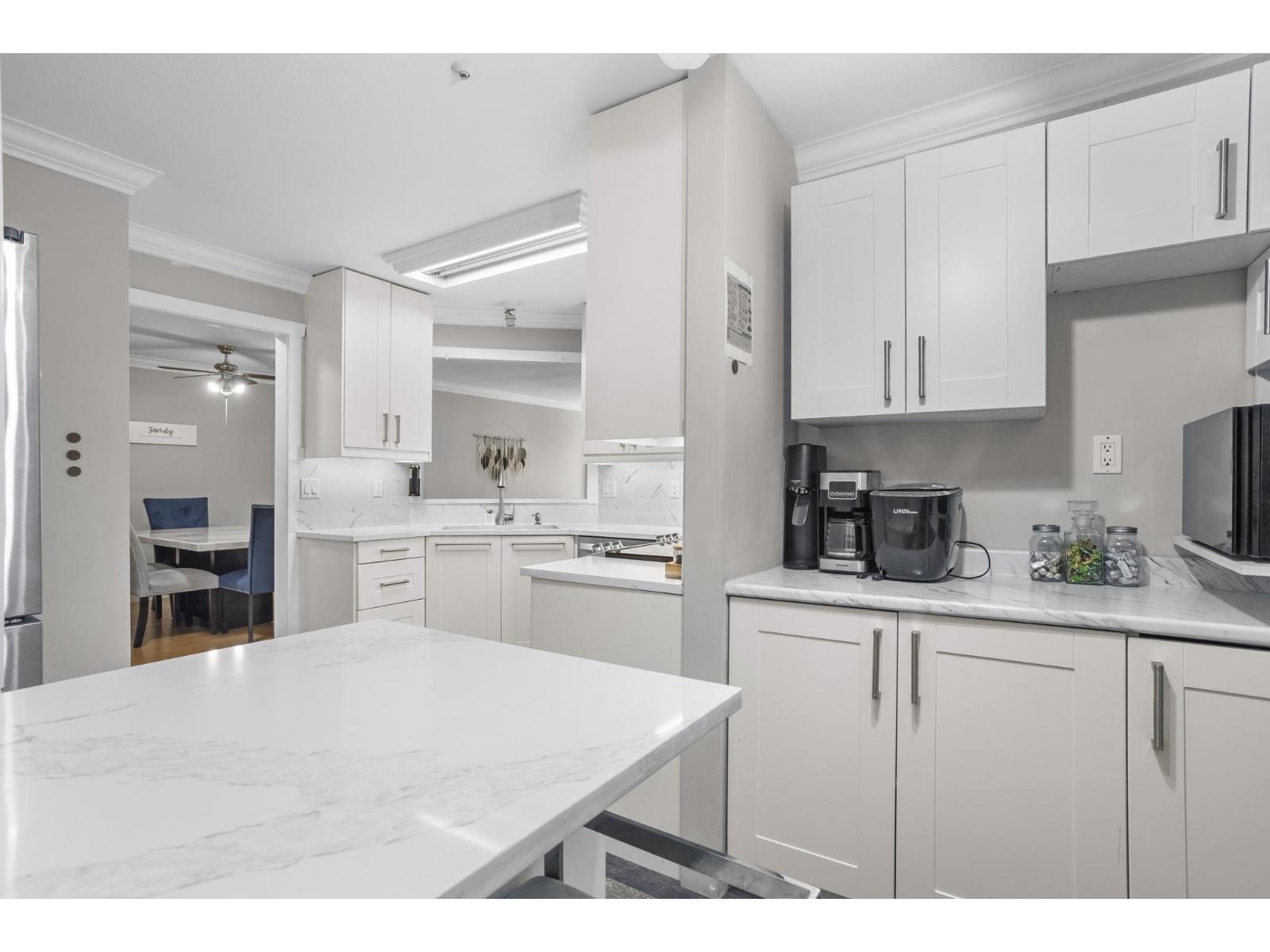 310 7435 121a Street, Surrey, British Columbia  V3W 0W8 - Photo 8 - R3091755