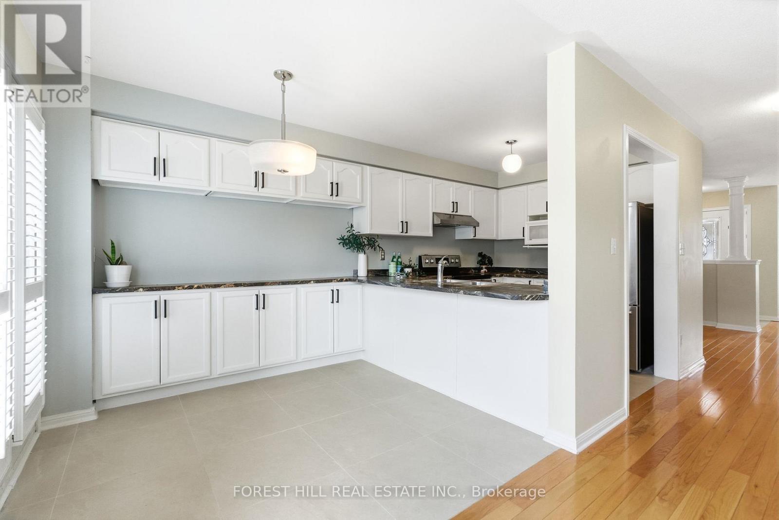 38 Bayside Gate, Whitby, Ontario  L1N 9T1 - Photo 13 - E12804116