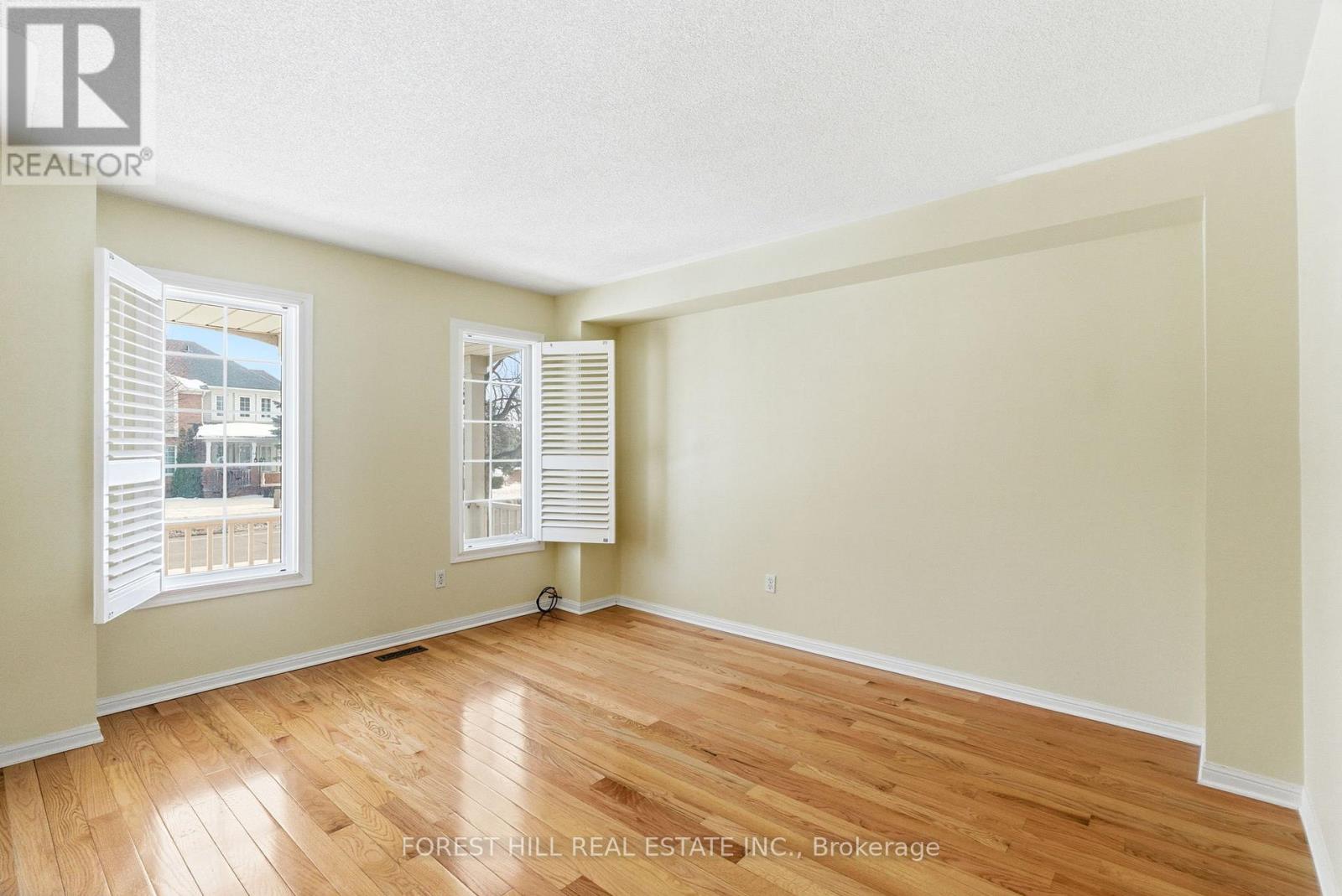 38 Bayside Gate, Whitby, Ontario  L1N 9T1 - Photo 3 - E12804116