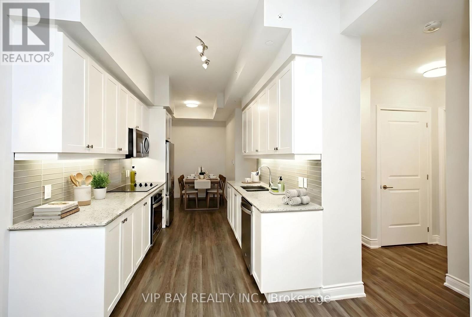 1608 - 9618 Yonge Street, Richmond Hill, Ontario  L4C 0X5 - Photo 5 - N12804076