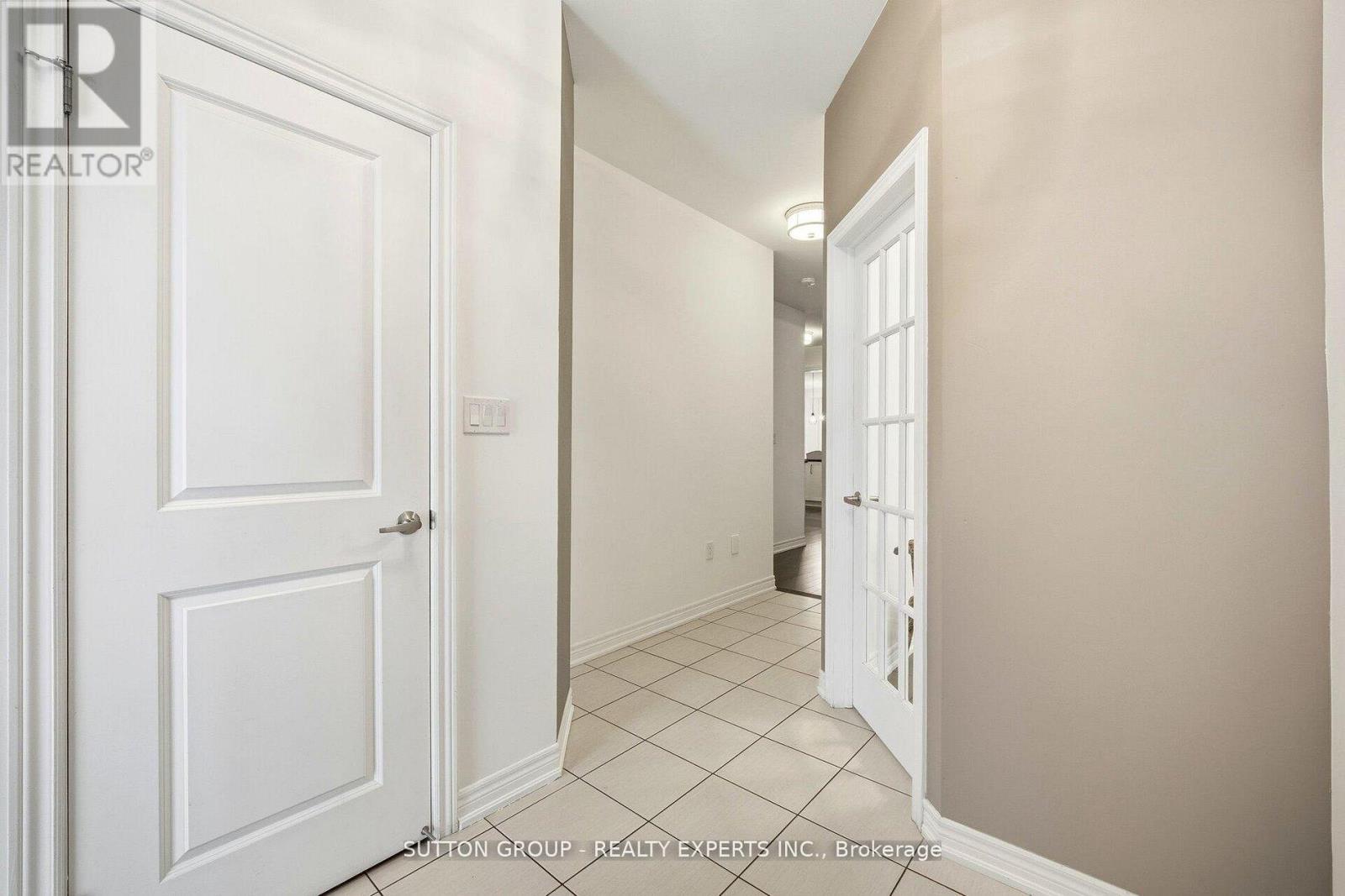 146 Beaconsfield Drive, Vaughan, Ontario  L4H 4L7 - Photo 4 - N12804086