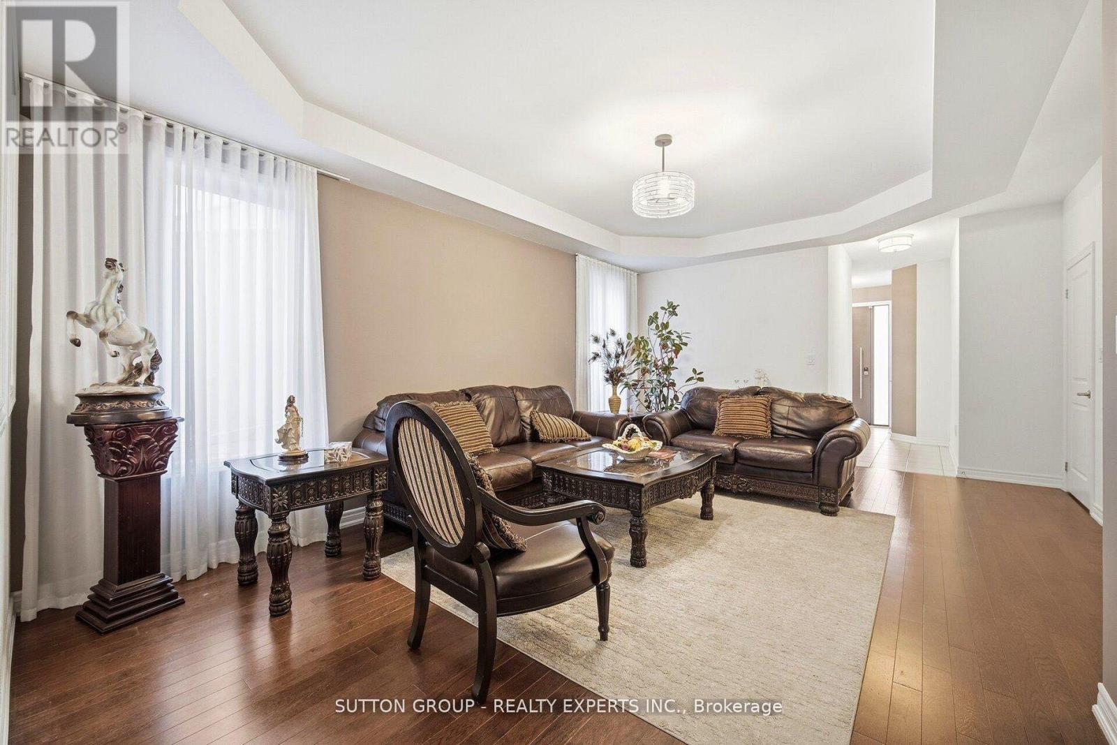 146 Beaconsfield Drive, Vaughan, Ontario  L4H 4L7 - Photo 7 - N12804086