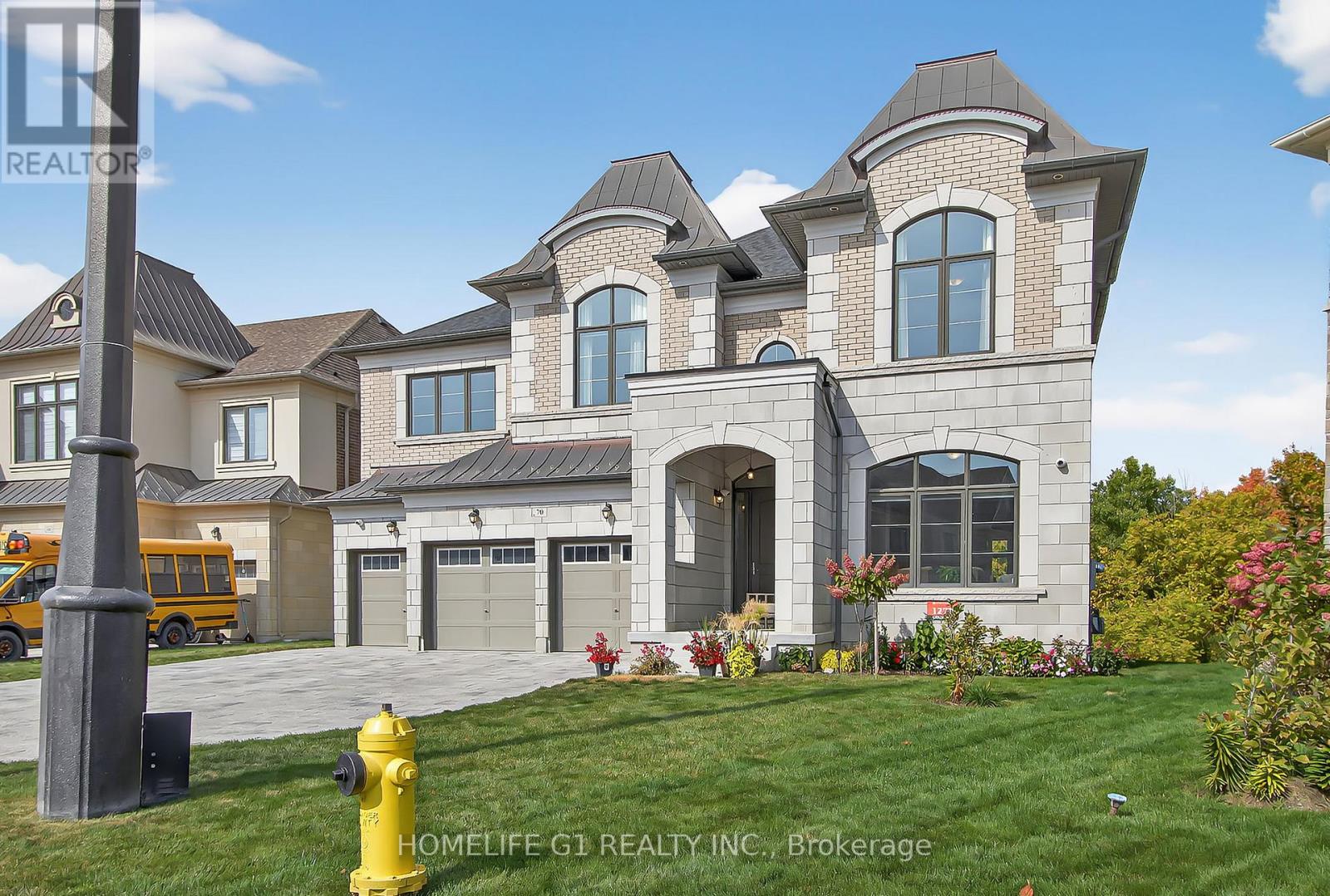 70 Appleyard Avenue, Vaughan, Ontario  L4H 4N3 - Photo 2 - N12804088