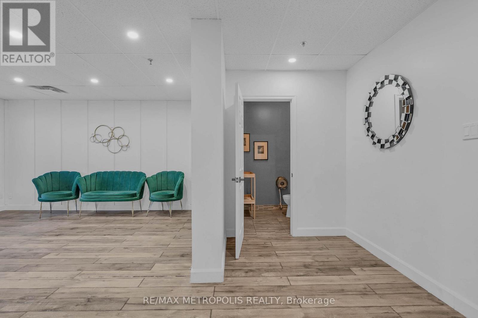 6 - 117 Ringwood Drive, Whitchurch-Stouffville, Ontario  L4A 8C1 - Photo 11 - N12804112