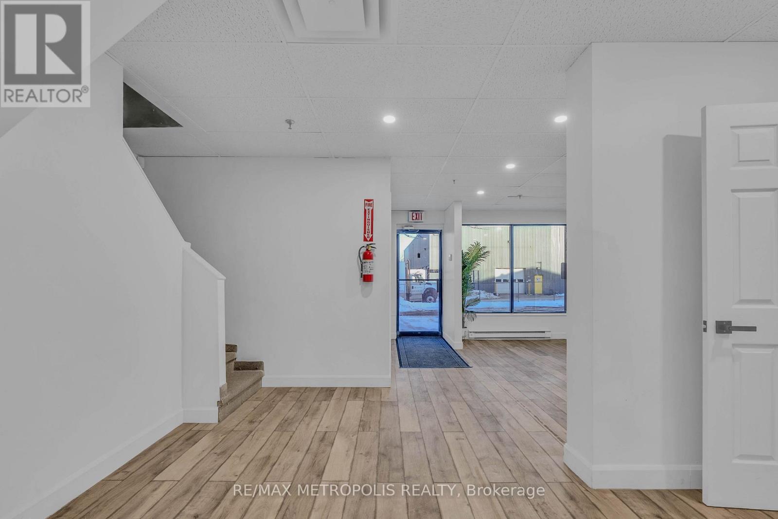 6 - 117 Ringwood Drive, Whitchurch-Stouffville, Ontario  L4A 8C1 - Photo 13 - N12804112