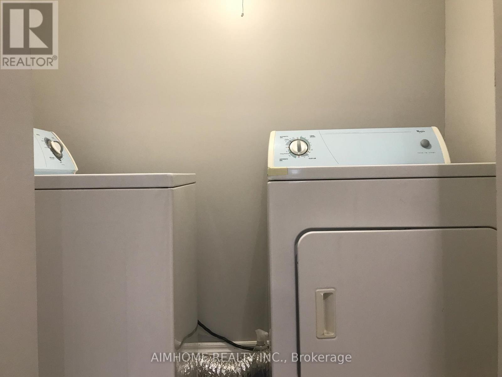 Bsmt - 10 Portsmouth Road, Vaughan, Ontario  L6A 3E7 - Photo 6 - N12804132