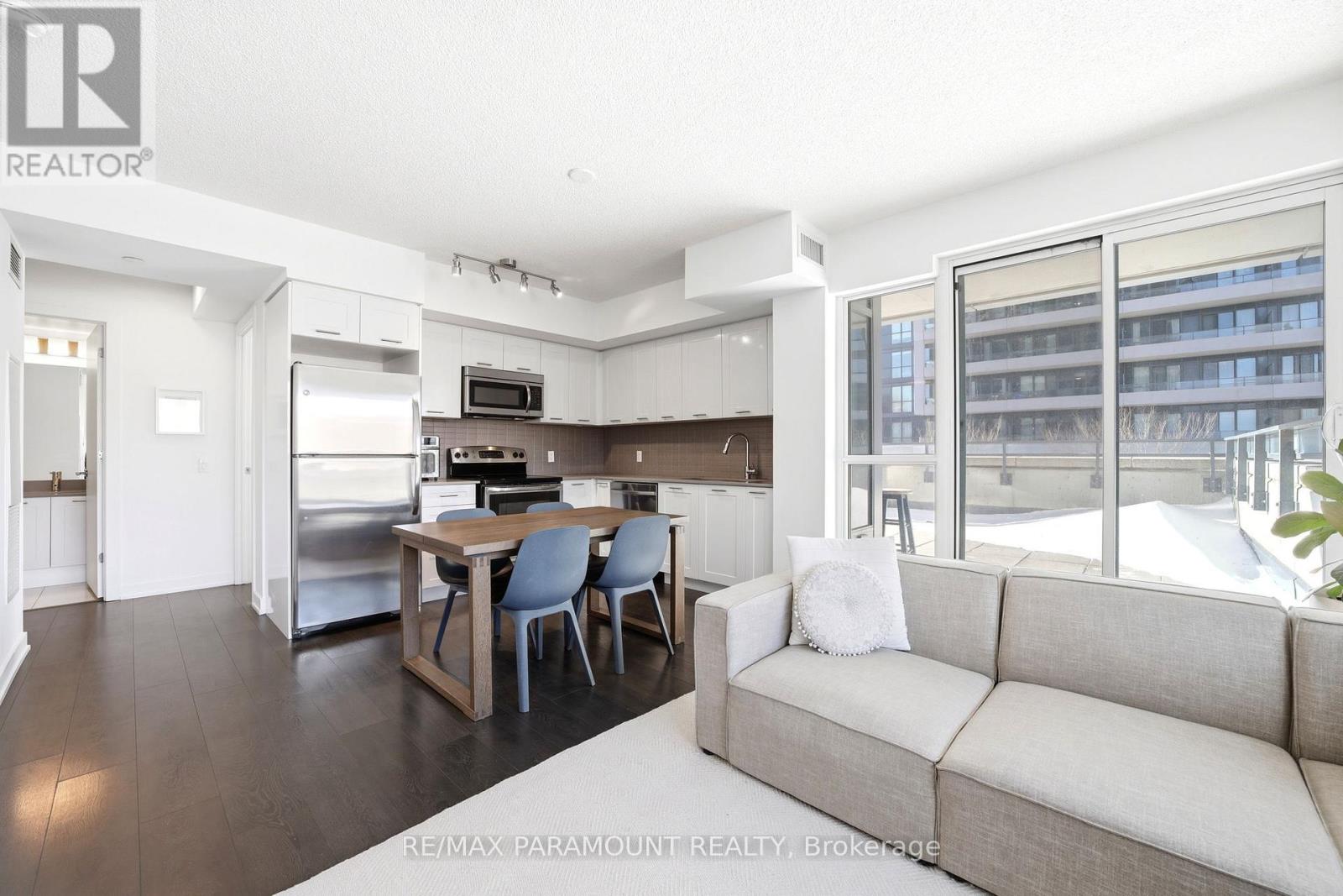 304 - 2220 Lake Shore Boulevard, Toronto, Ontario  M8V 0C1 - Photo 5 - W12804092