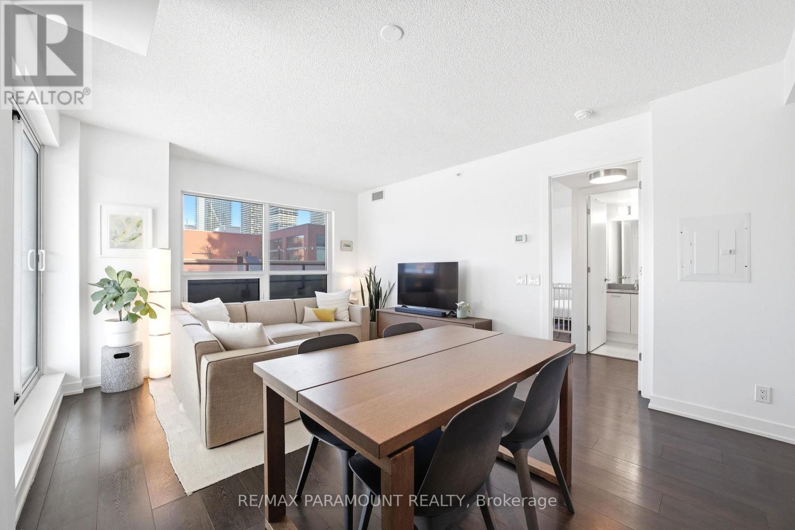 304 - 2220 Lake Shore Boulevard, Toronto, Ontario  M8V 0C1 - Photo 6 - W12804092