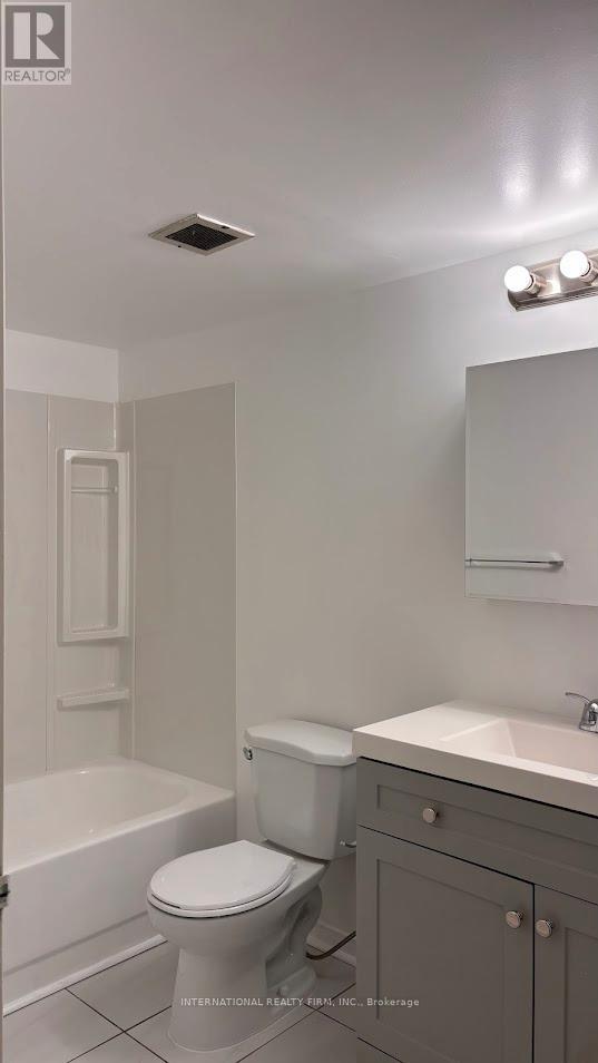 502 - 115 Hillcrest Avenue, Mississauga, Ontario  L5B 3Y9 - Photo 12 - W12804096