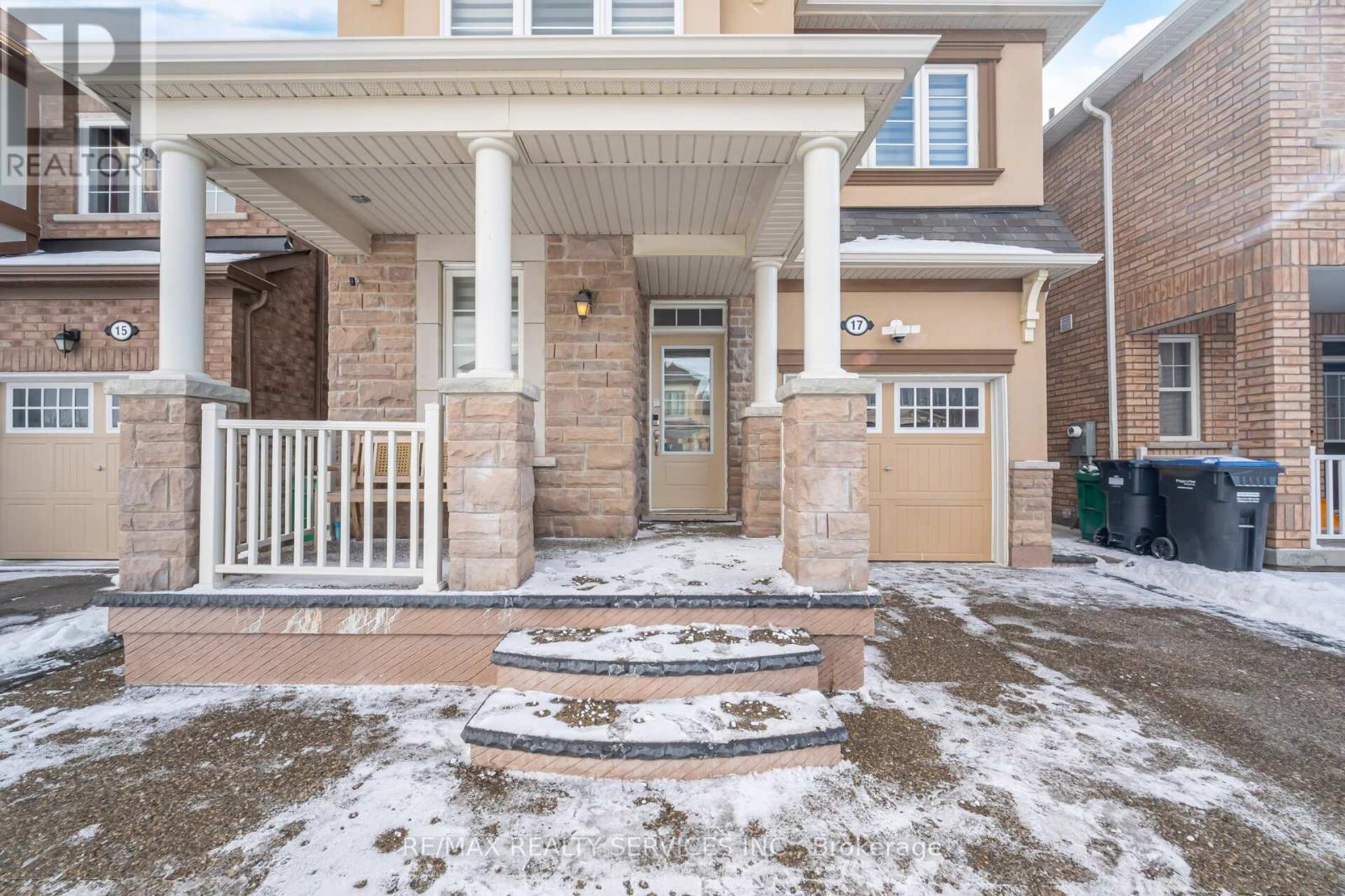 17 Averill Road, Brampton, Ontario  L7A 5A7 - Photo 2 - W12804126