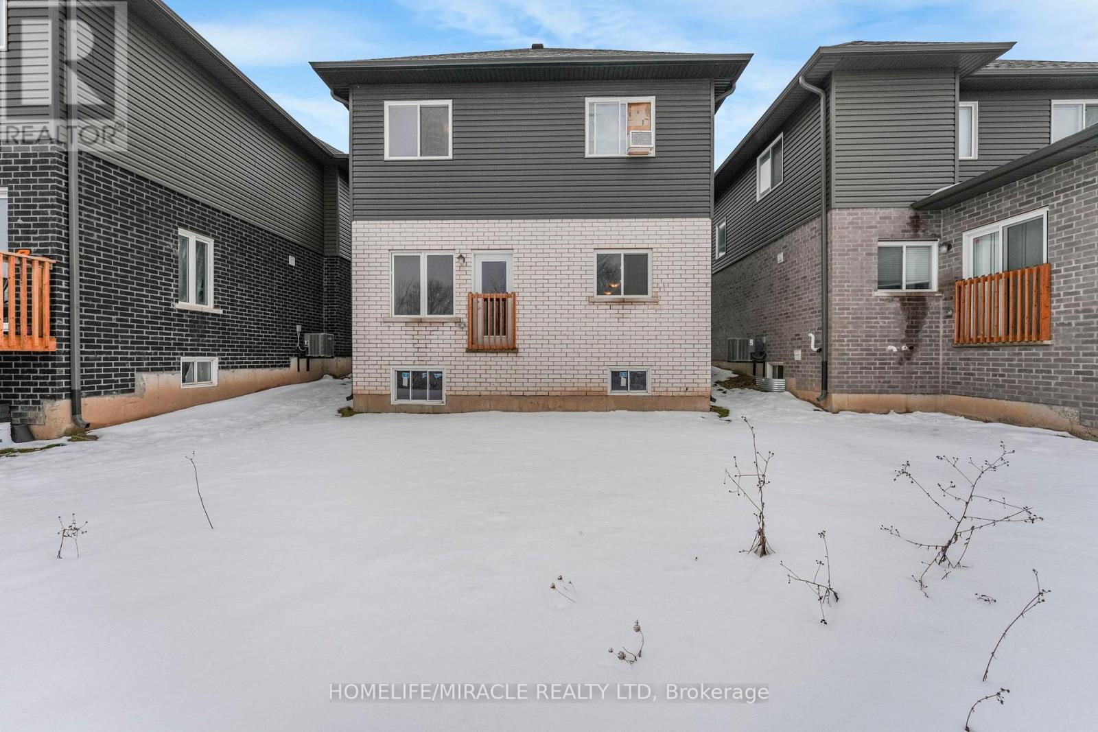 35 Caroline Street, Welland, Ontario  L3B 0J8 - Photo 39 - X12804148