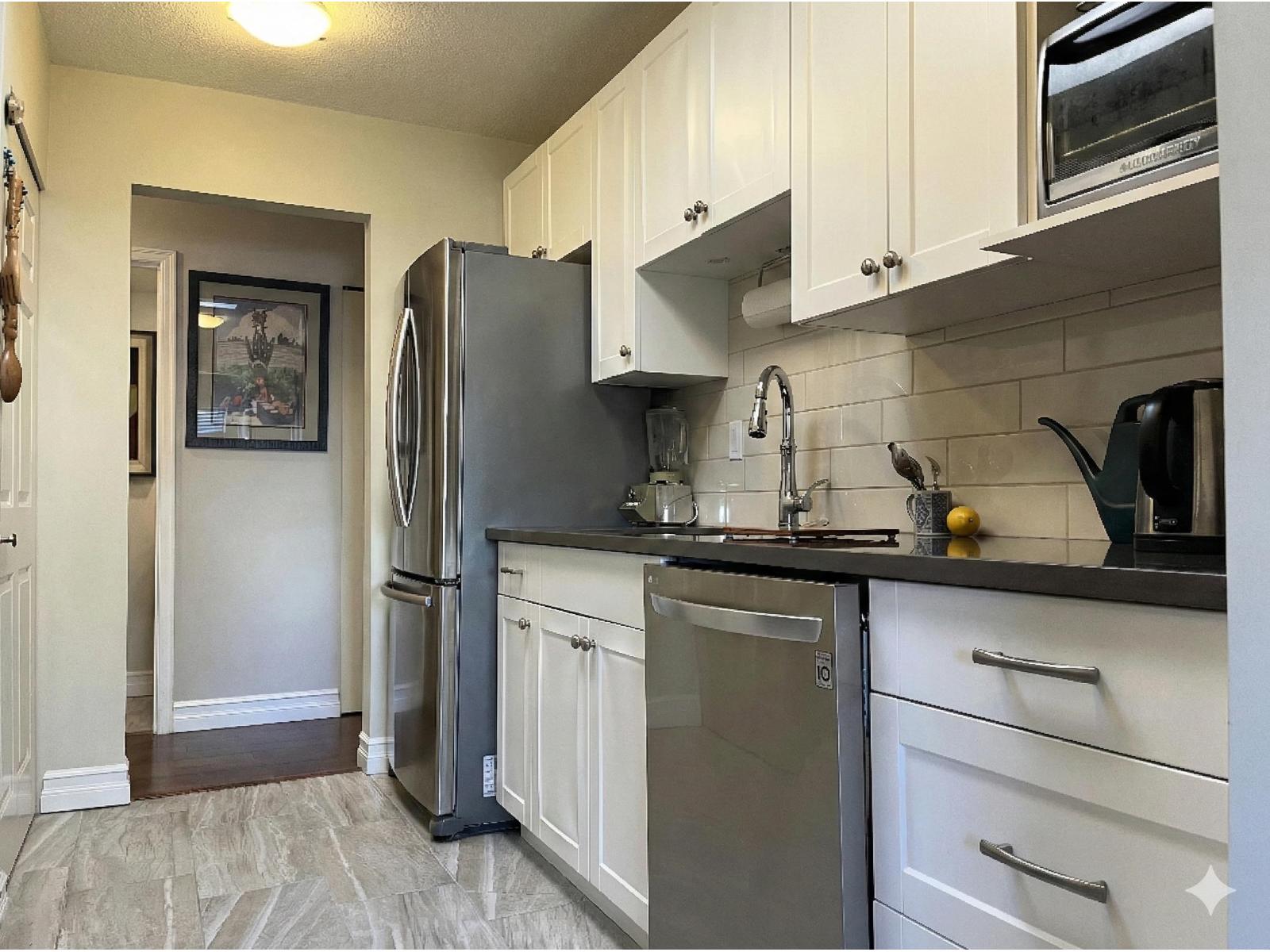 302 1354 Winter Street, White Rock, British Columbia  V4B 3Y1 - Photo 4 - R3090054