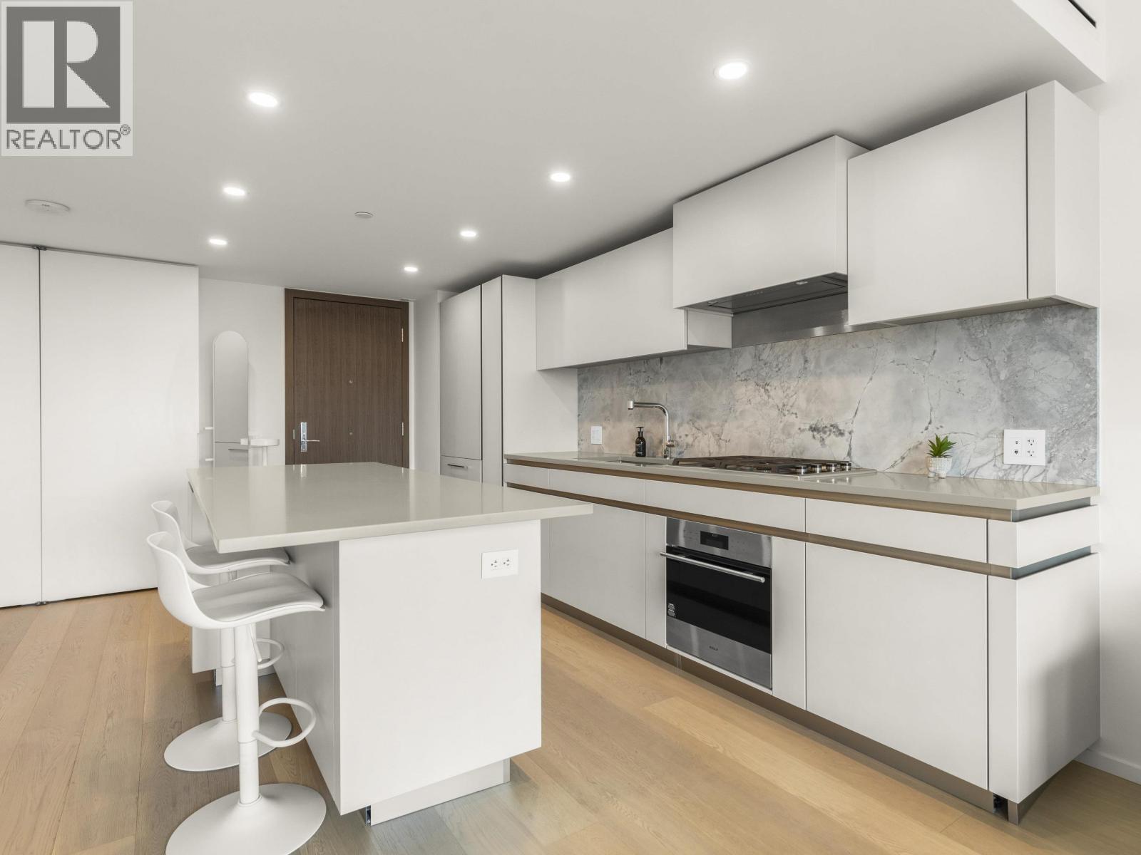 1104 889 PACIFIC STREET, Vancouver, British Columbia