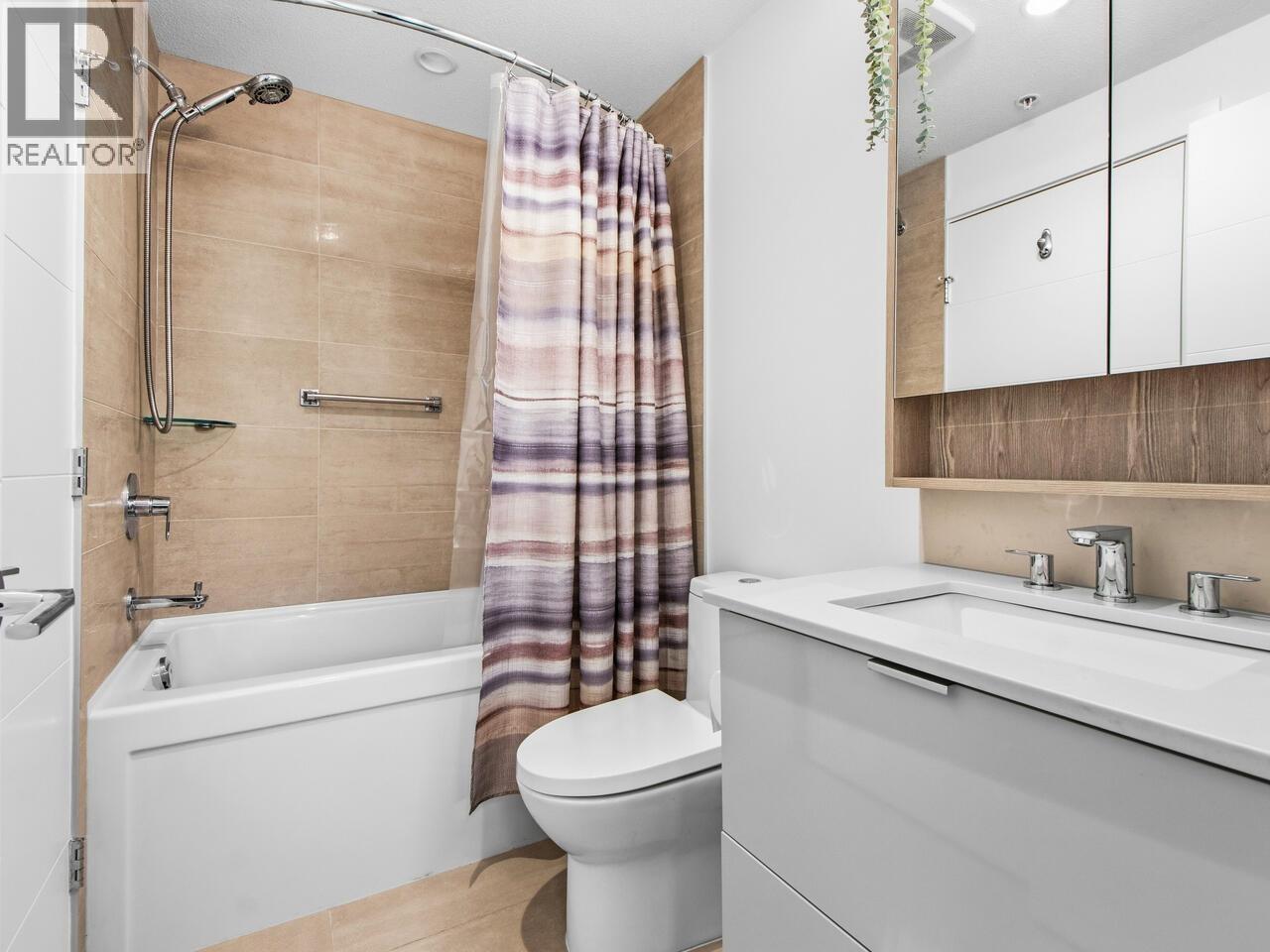 118 108 E 8th Street, North Vancouver, British Columbia  V7L 0H1 - Photo 13 - R3091839