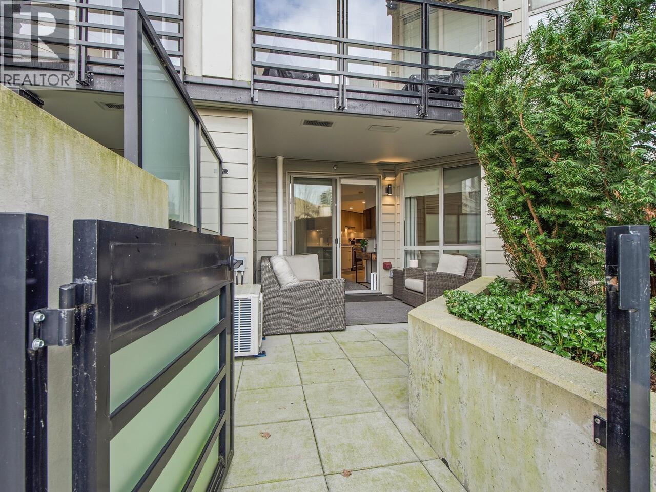 118 108 E 8th Street, North Vancouver, British Columbia  V7L 0H1 - Photo 2 - R3091839