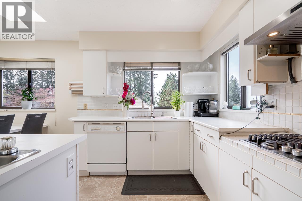 2940 Dresden Way, North Vancouver, British Columbia  V7H 1P6 - Photo 12 - R3091838