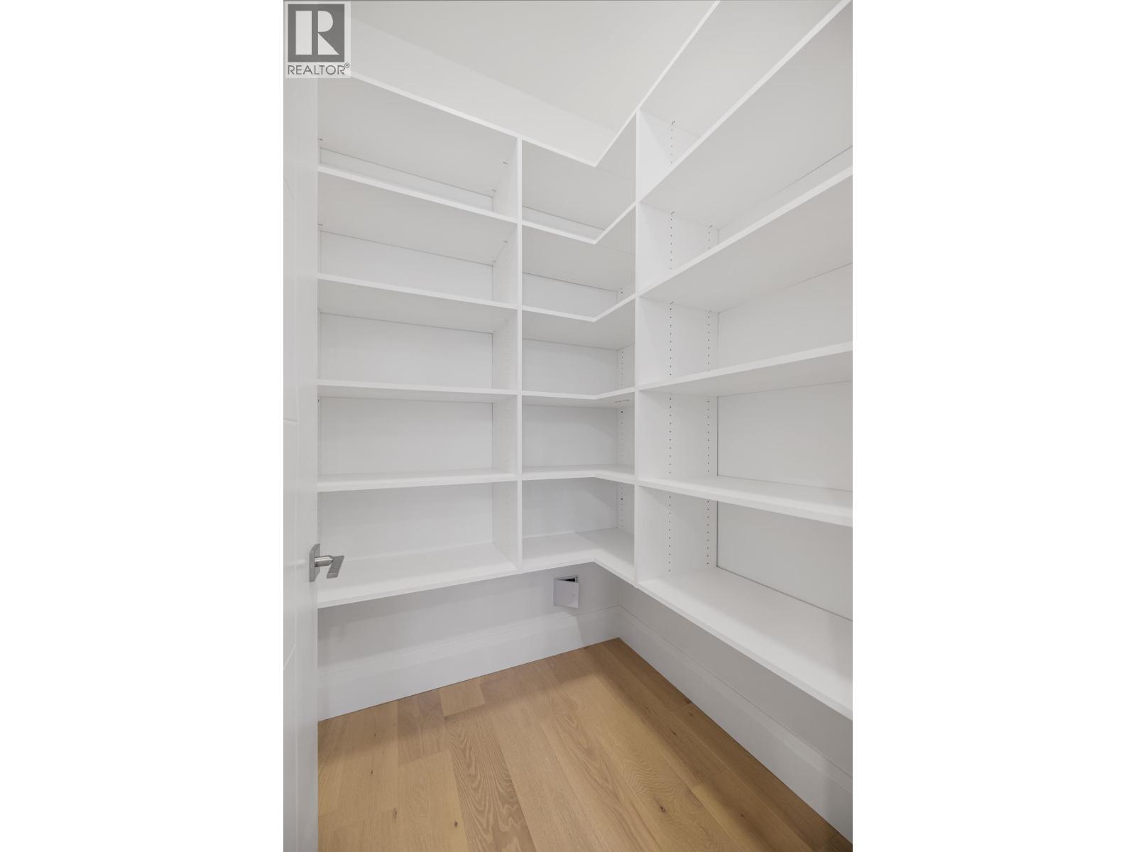 1246 Pitt River Road, Port Coquitlam, British Columbia  V3C 1N5 - Photo 13 - R3091846