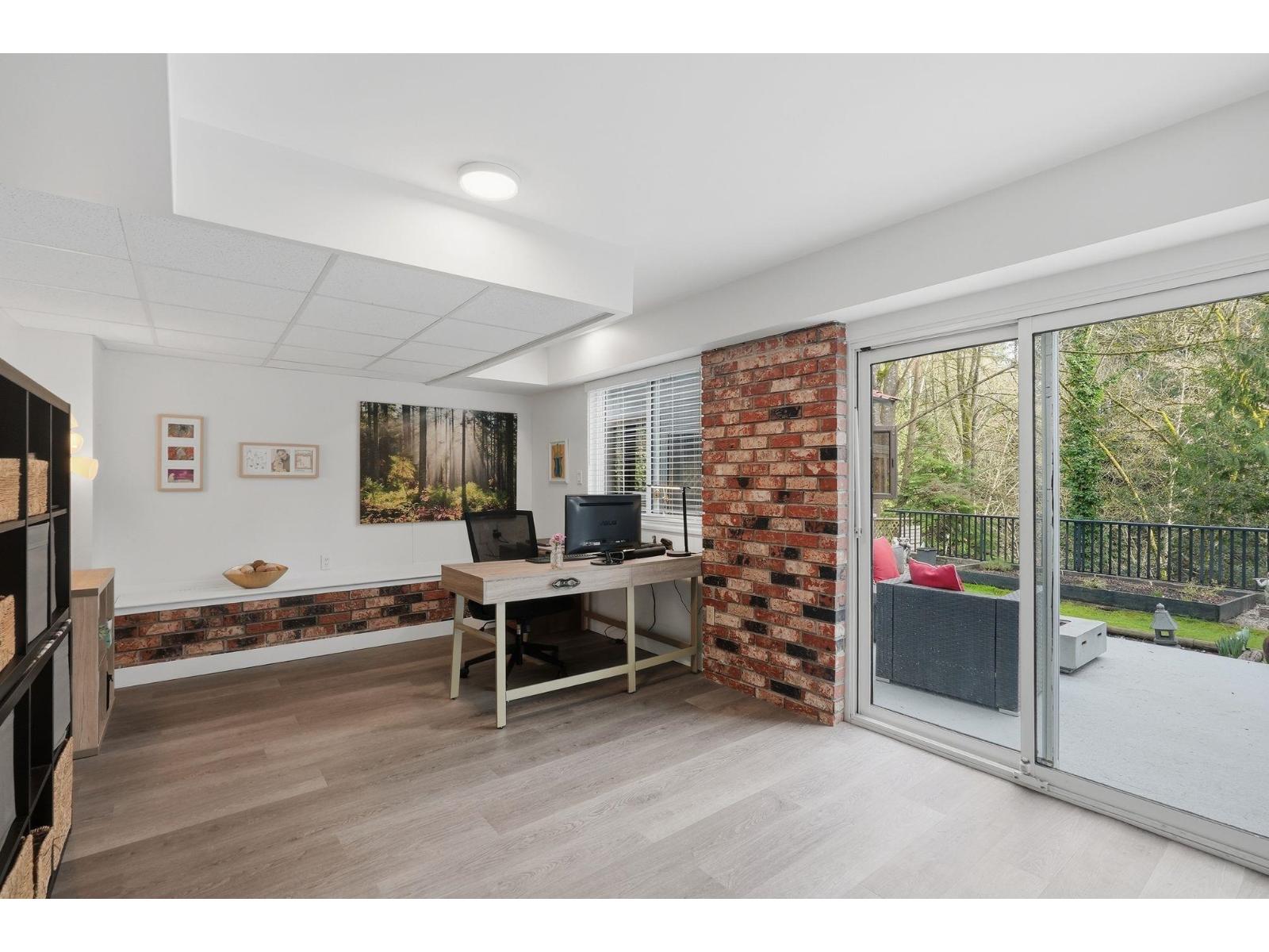 7346 Priory Place, Delta, British Columbia  V4C 4L6 - Photo 6 - R3091506