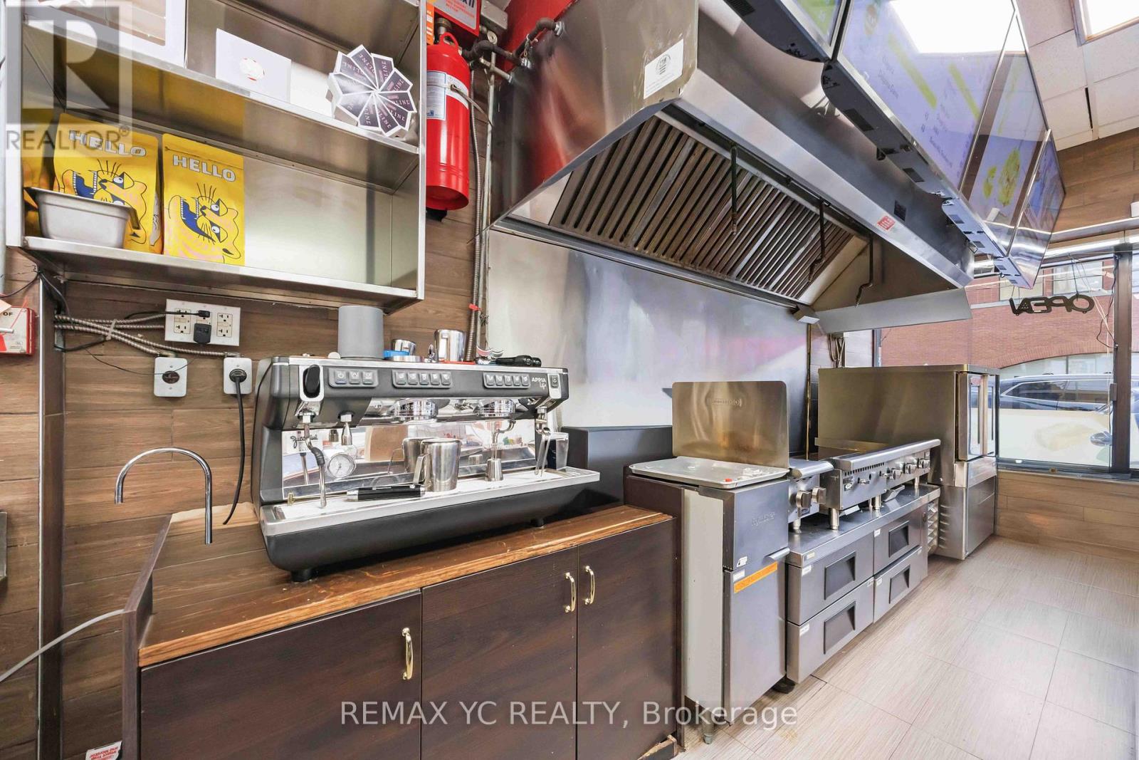 792 Bathurst Street, Toronto, Ontario  M6G 1K1 - Photo 10 - C12804202