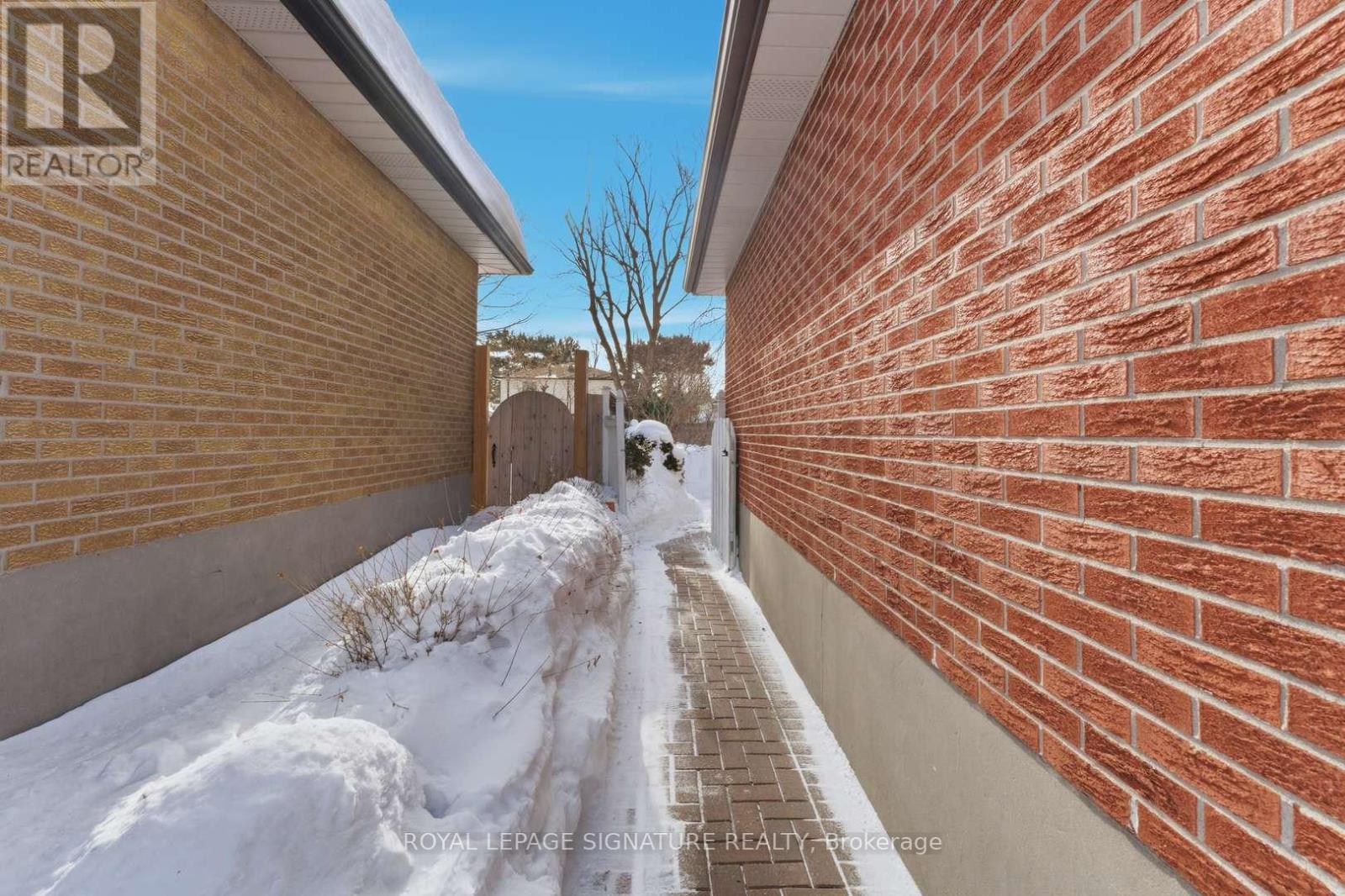 153 Lynnbrook Drive, Toronto, Ontario  M1H 2N4 - Photo 32 - E12804172