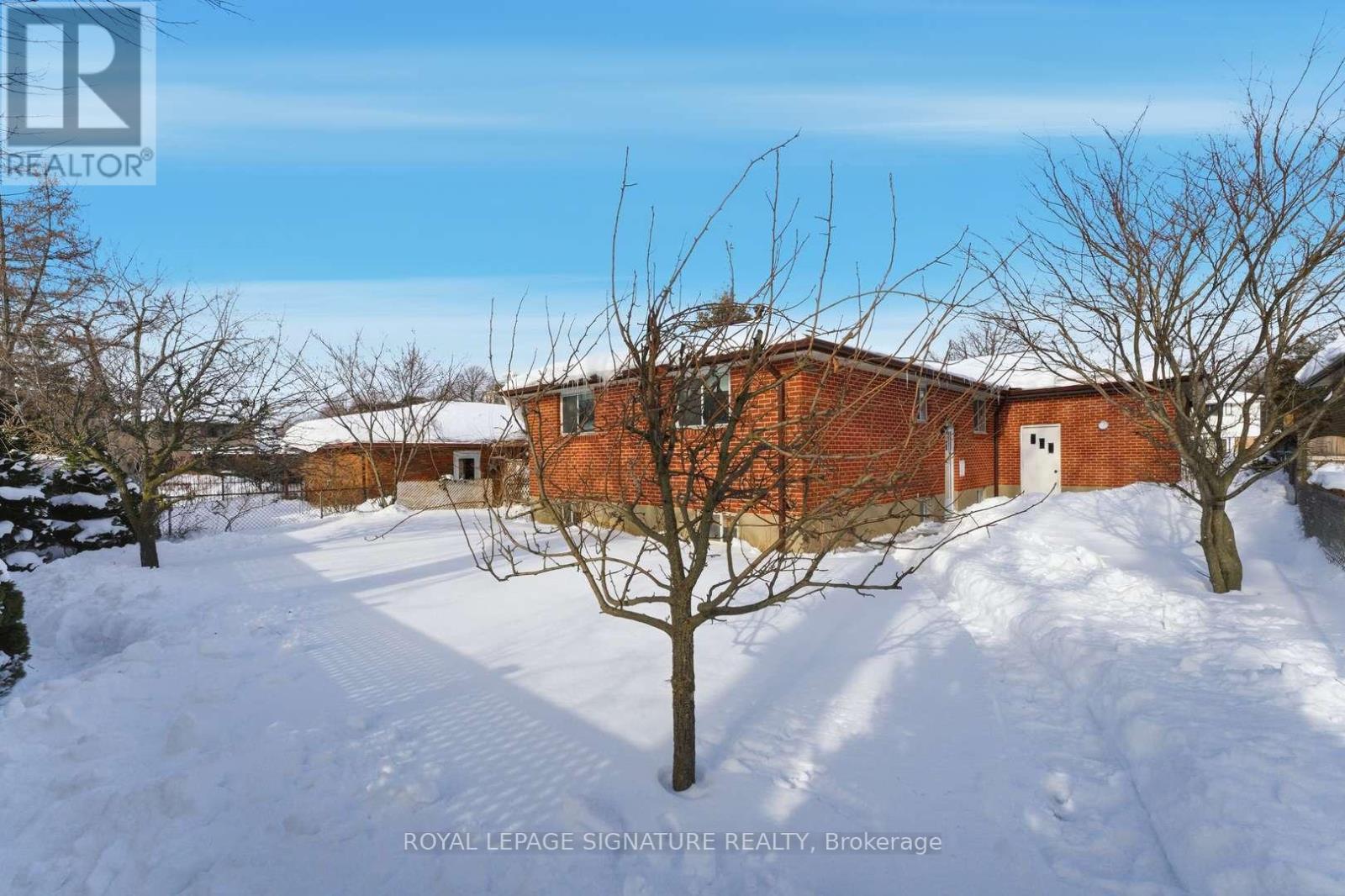 153 Lynnbrook Drive, Toronto, Ontario  M1H 2N4 - Photo 35 - E12804172