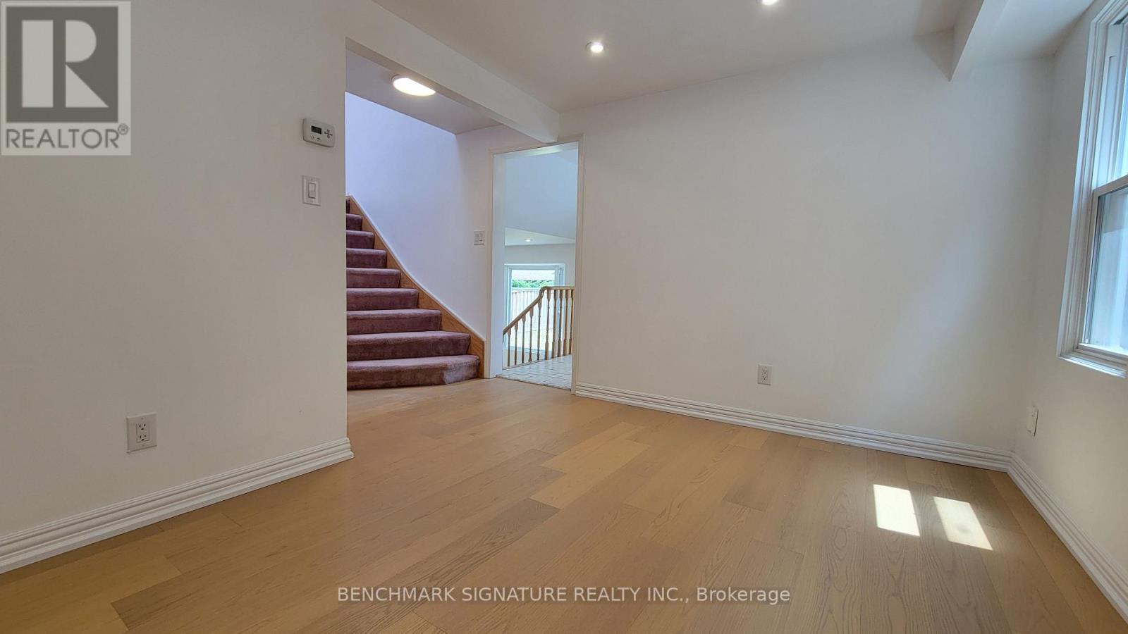 35 Wintermute Boulevard, Toronto, Ontario  M1W 3M5 - Photo 11 - E12804196