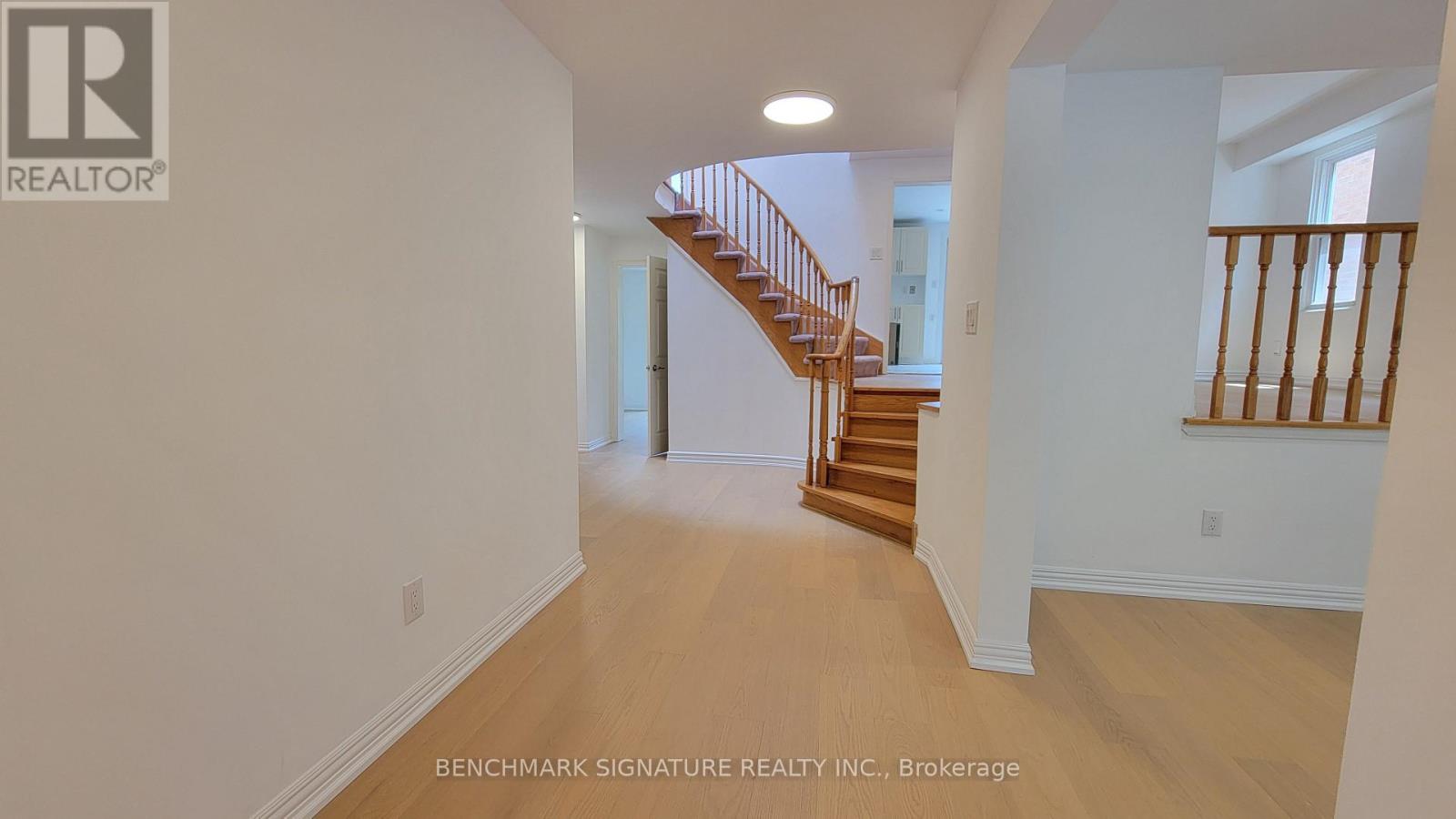 35 Wintermute Boulevard, Toronto, Ontario  M1W 3M5 - Photo 14 - E12804196