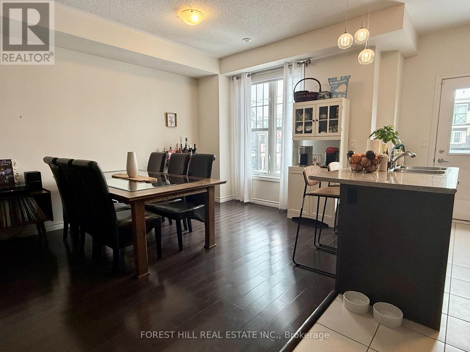 42 Bert Tait Lane, Whitchurch-Stouffville, Ontario  L4A 1Y3 - Photo 5 - N12804192