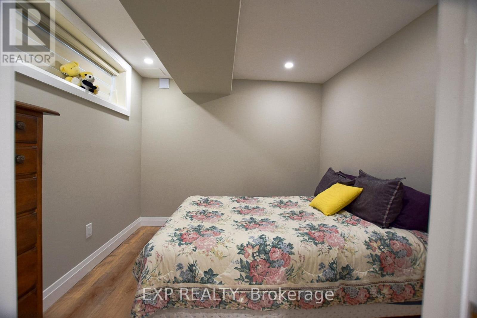 109 Strabane Avenue, Barrie, Ontario  L4M 2A3 - Photo 32 - S12804182