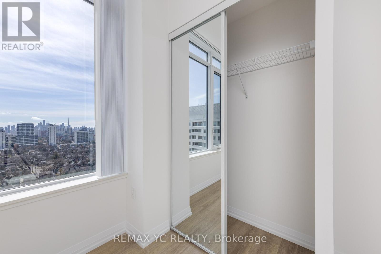 2613 - 50 Dunfield Avenue, Toronto, Ontario  M4S 0E4 - Photo 11 - C12798284