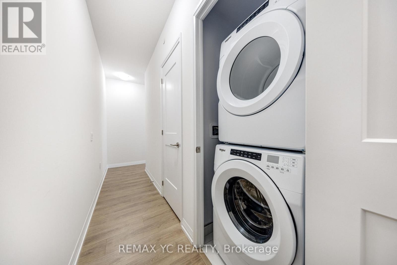 2613 - 50 Dunfield Avenue, Toronto, Ontario  M4S 0E4 - Photo 18 - C12798284