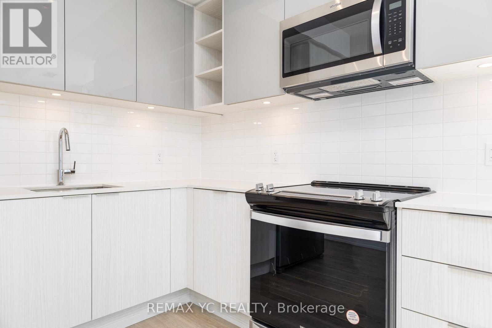 2613 - 50 Dunfield Avenue, Toronto, Ontario  M4S 0E4 - Photo 5 - C12798284