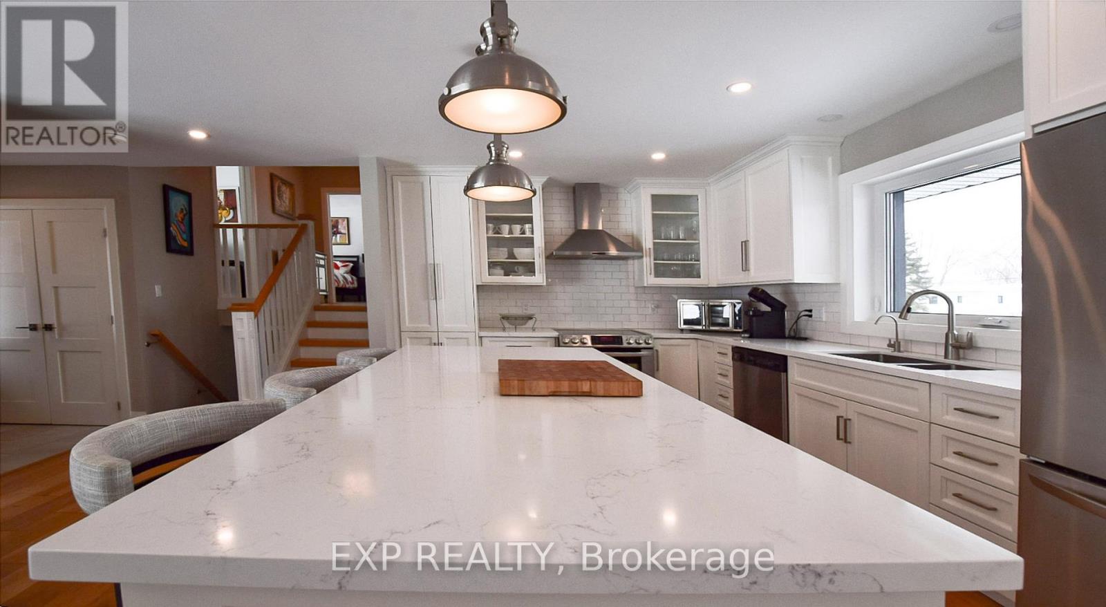 109 Strabane Avenue, Barrie, Ontario  L4M 2A3 - Photo 9 - S12804182