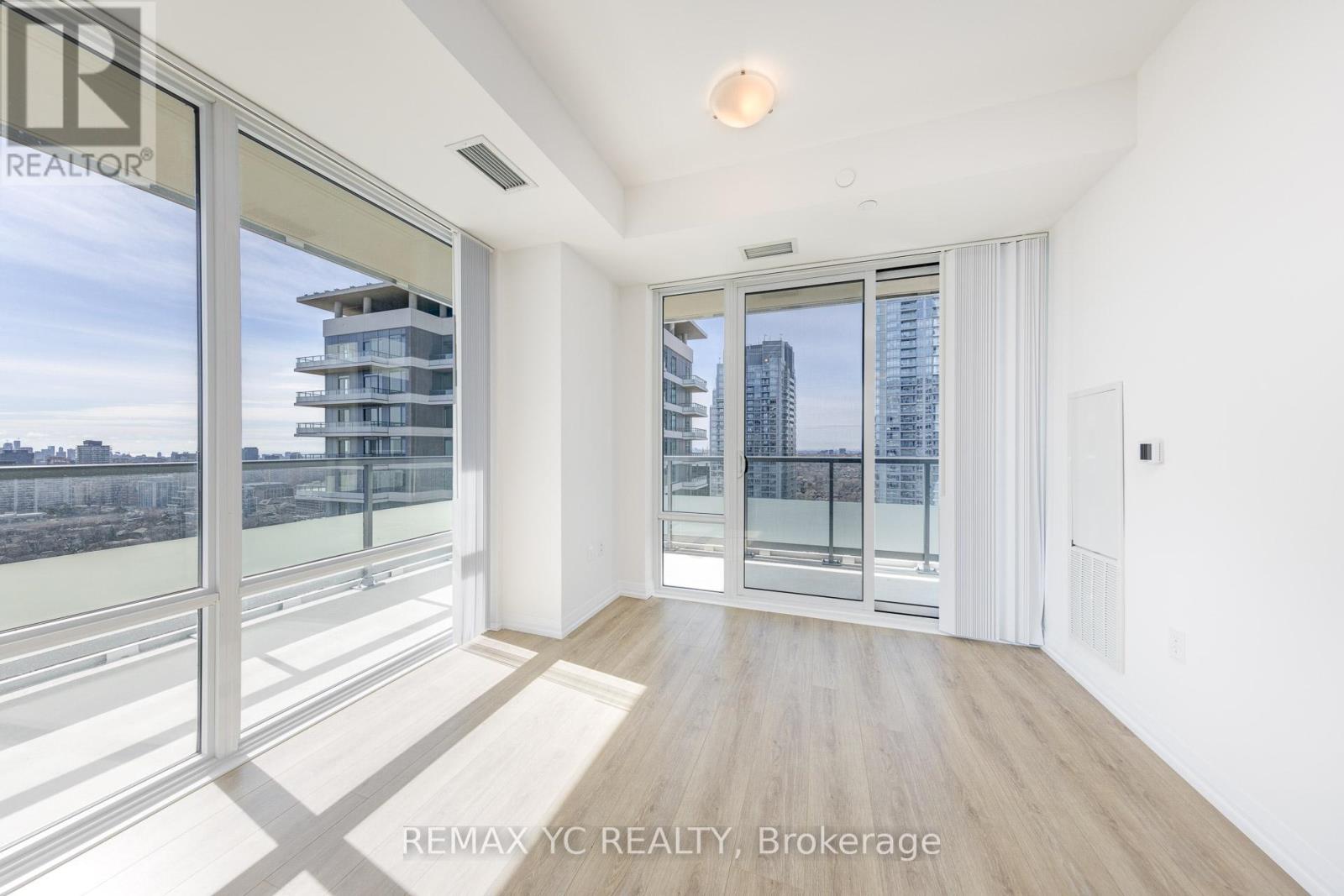 2613 - 50 Dunfield Avenue, Toronto, Ontario  M4S 0E4 - Photo 7 - C12798284