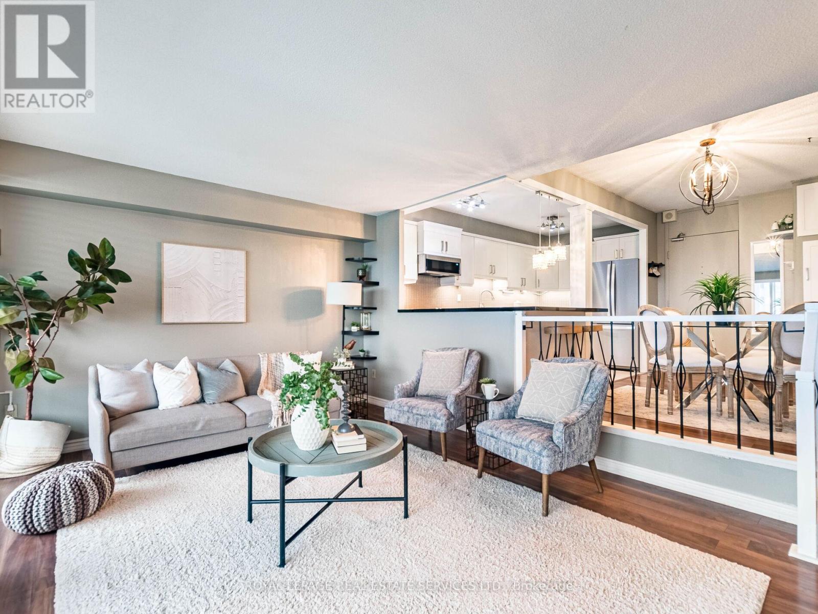 1304 - 240 Scarlett Road, Toronto, Ontario  M6N 4X4 - Photo 17 - W12804198