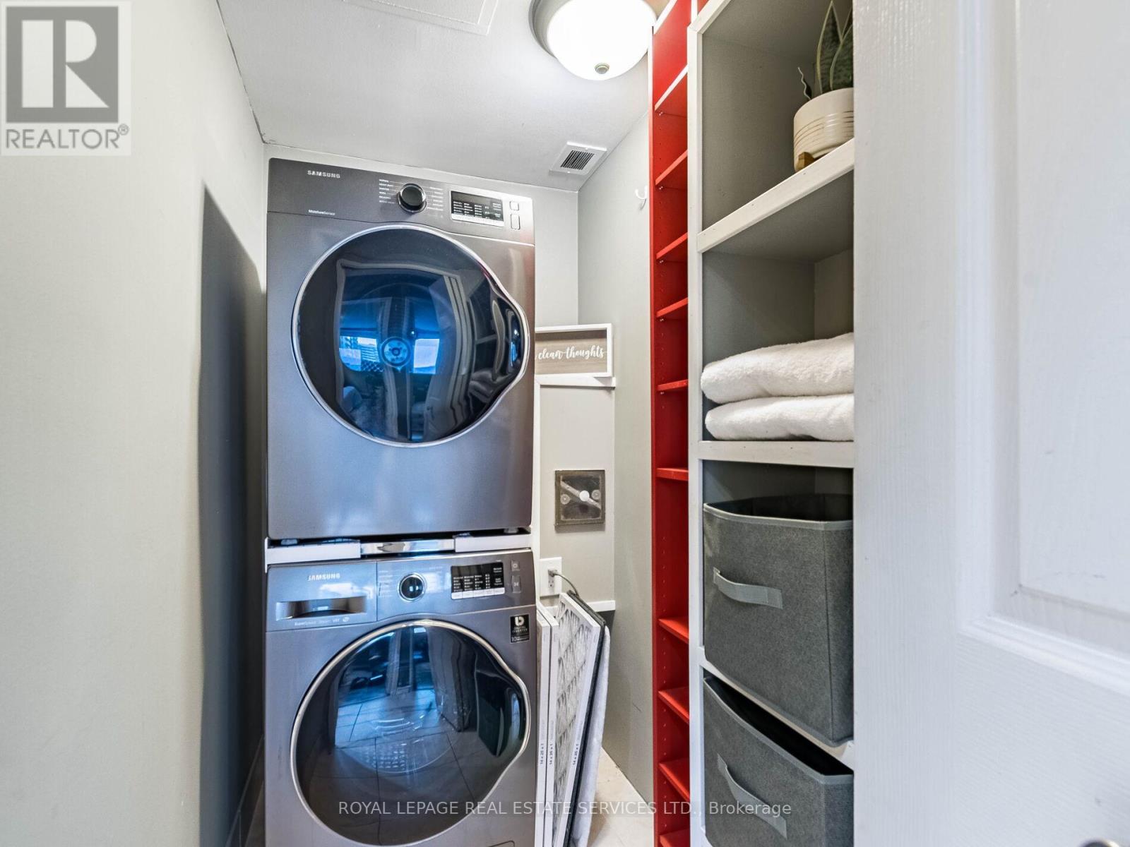 1304 - 240 Scarlett Road, Toronto, Ontario  M6N 4X4 - Photo 33 - W12804198