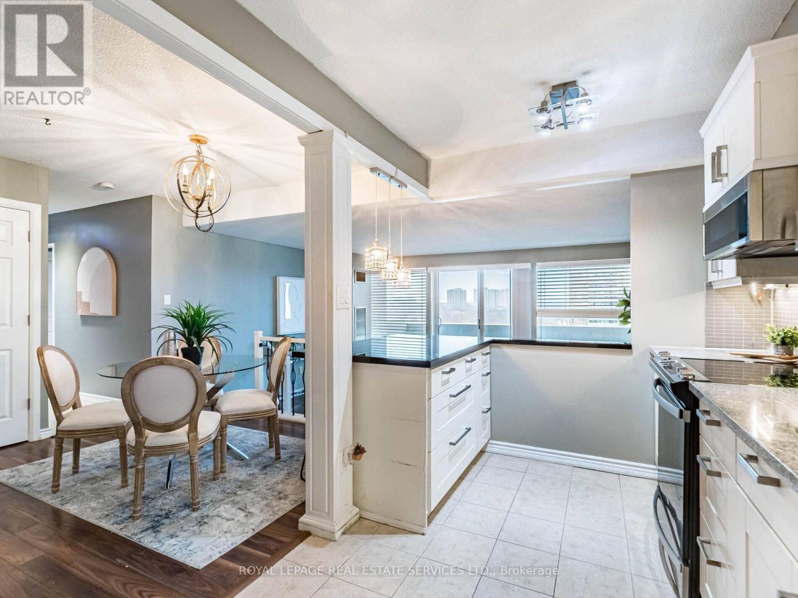 1304 - 240 Scarlett Road, Toronto, Ontario  M6N 4X4 - Photo 8 - W12804198