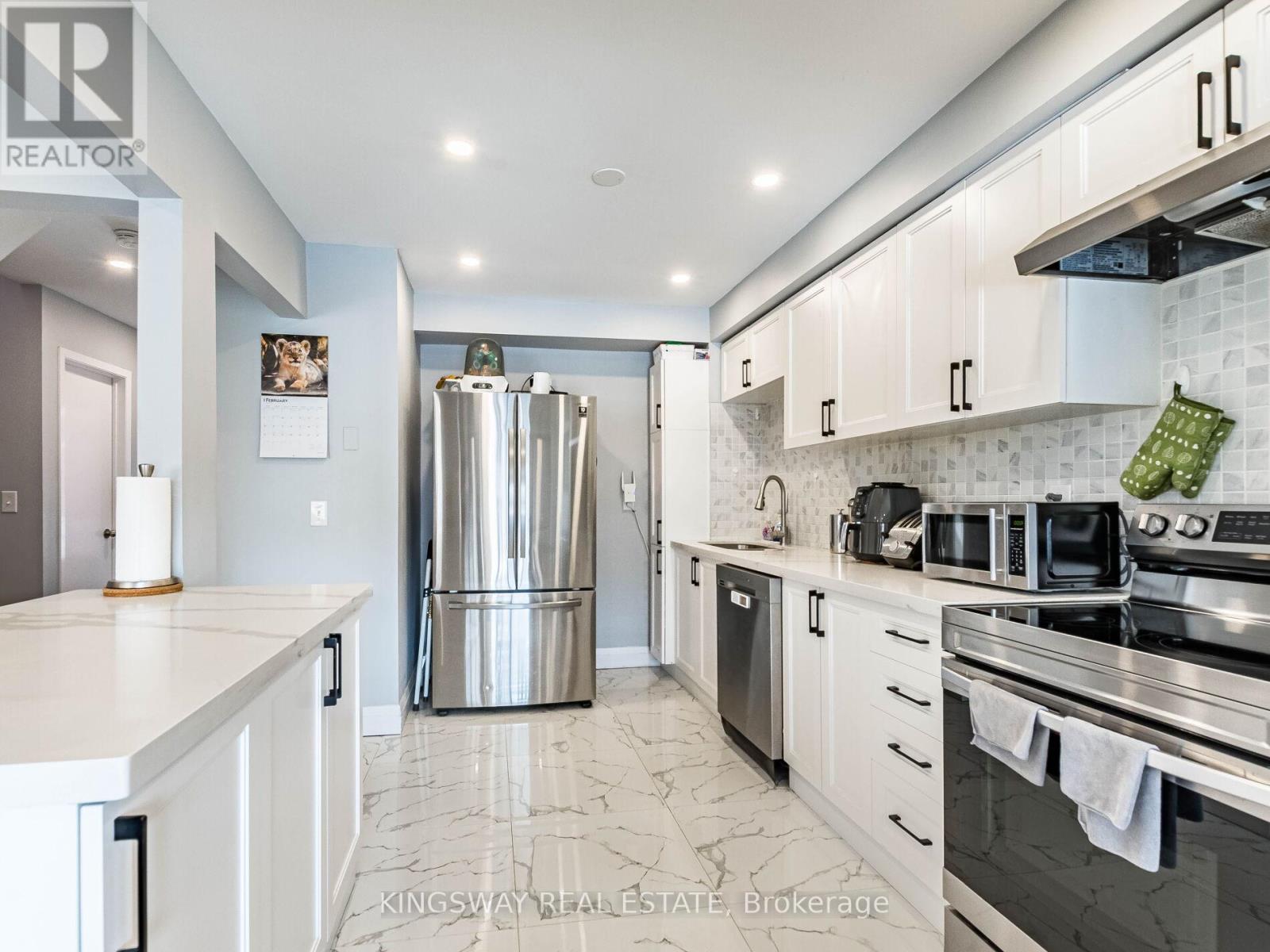 2442 Stefi Trail, Oakville, Ontario  L6H 5Y4 - Photo 15 - W12804208