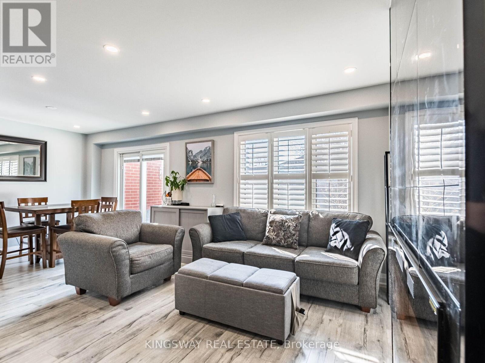 2442 Stefi Trail, Oakville, Ontario  L6H 5Y4 - Photo 8 - W12804208